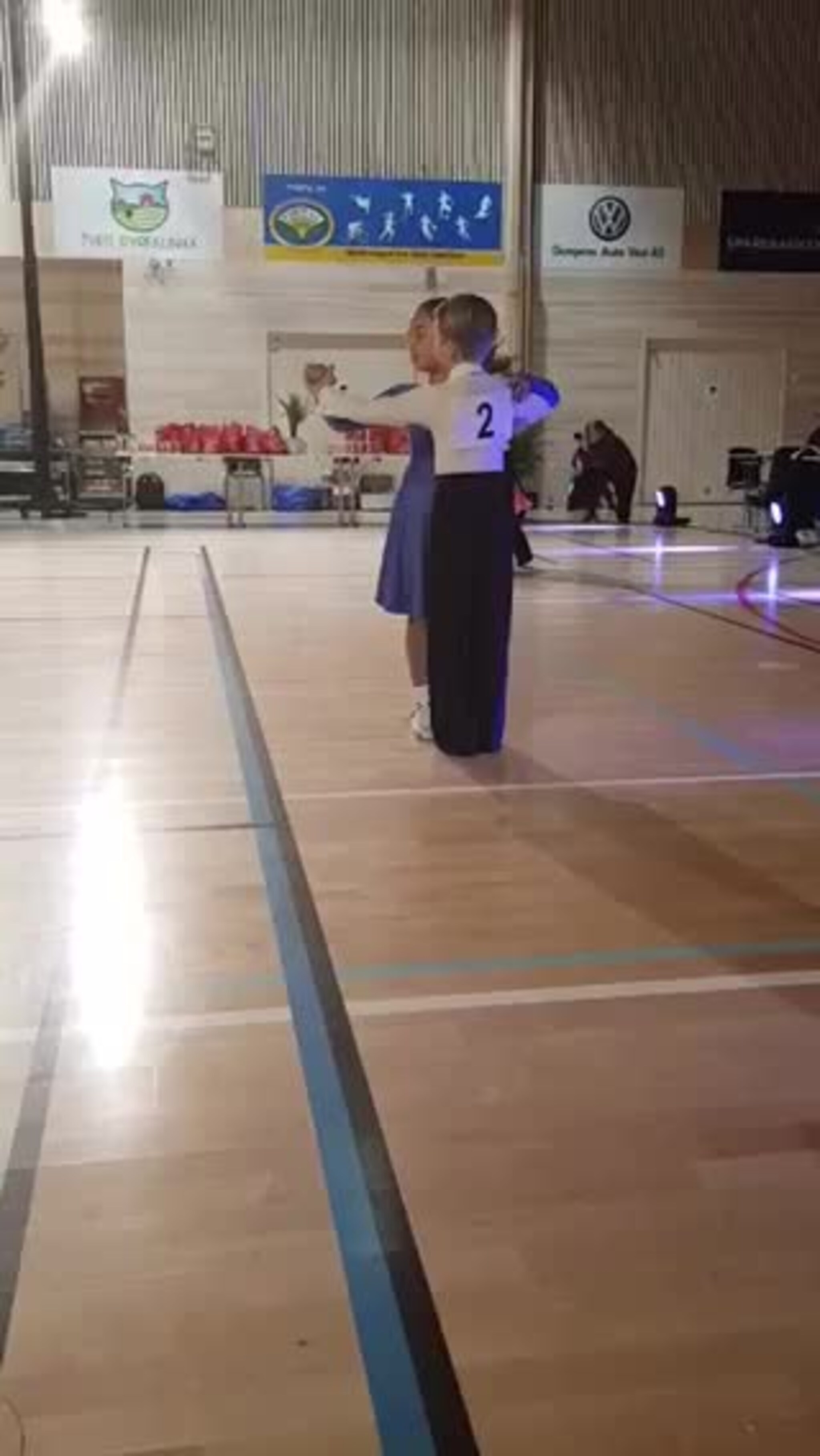 Linus 9 år og Anna-Charlotte 7 år.