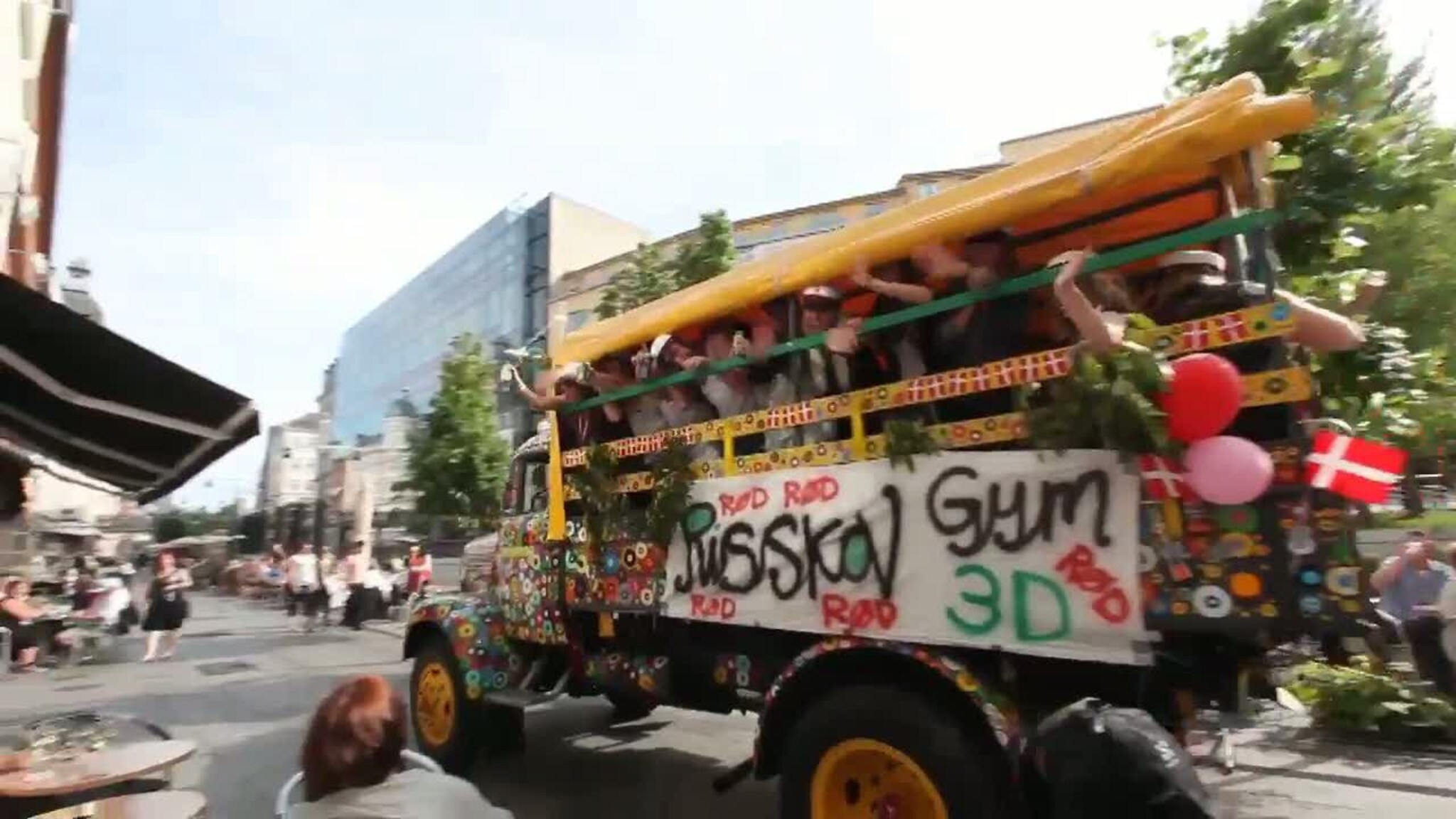 Slik feirer "russen" i Århus