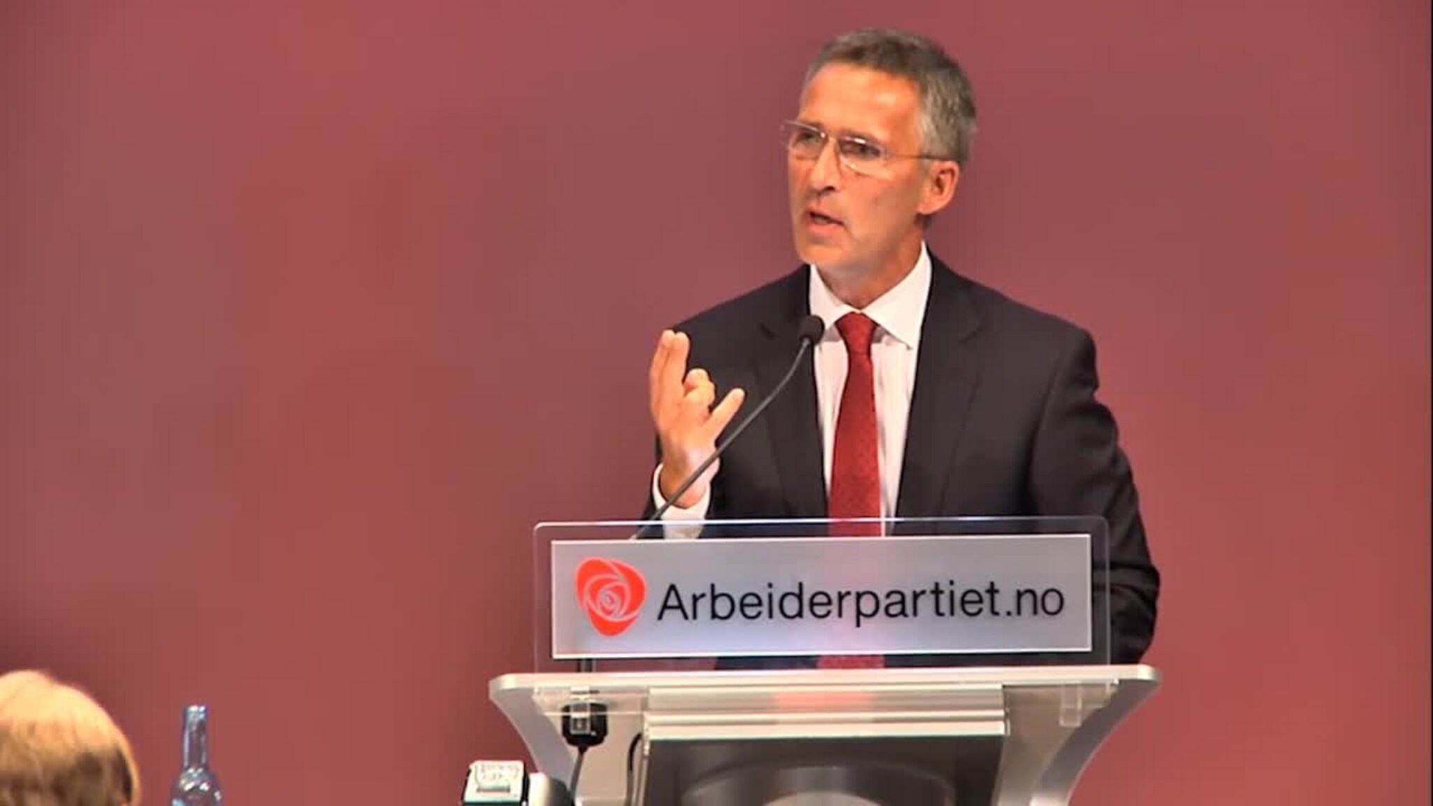 Stoltenberg: - Oppgaven ble for tøff