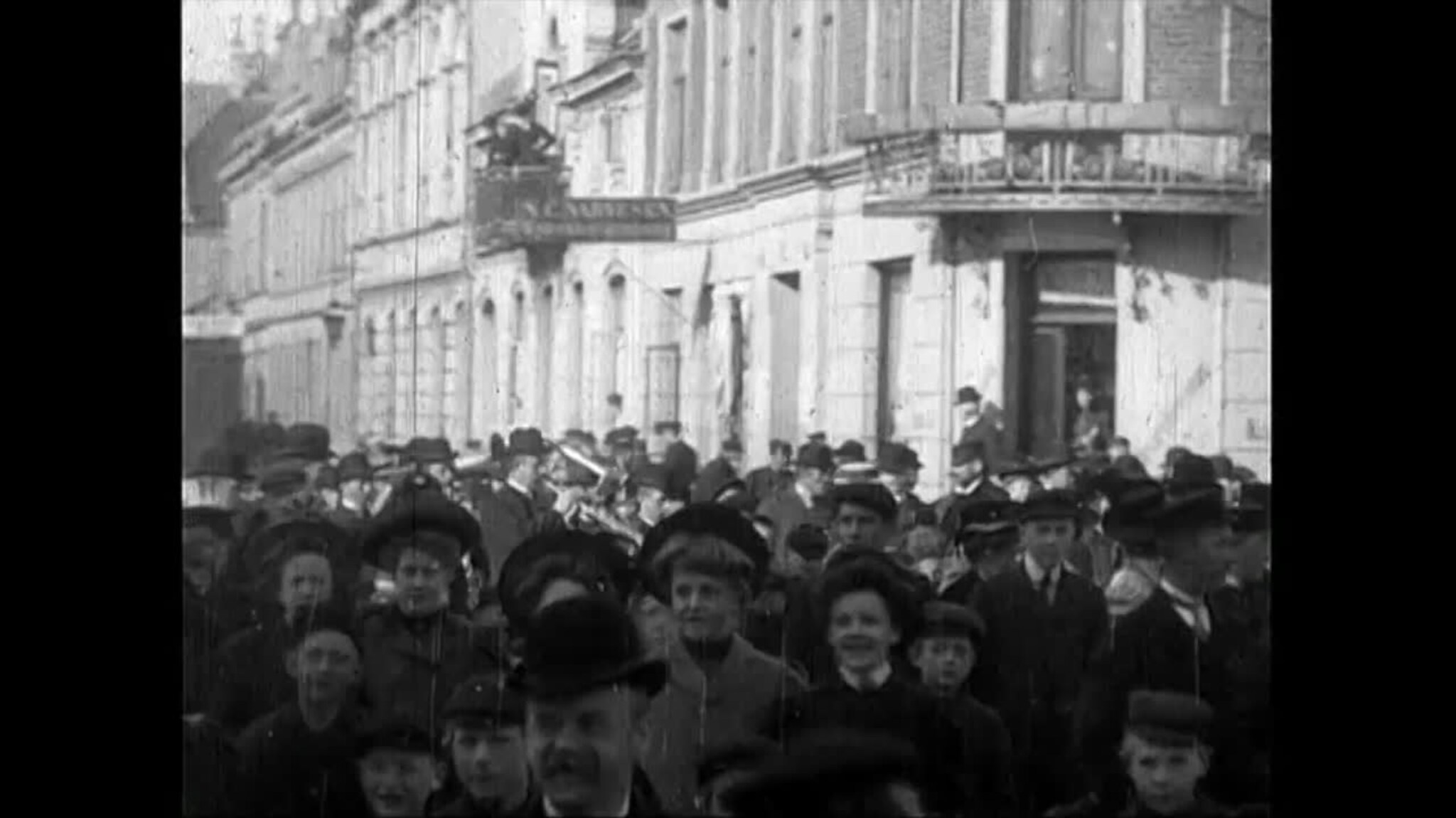 Se den unike 1. mai-filmen fra Kristiansand