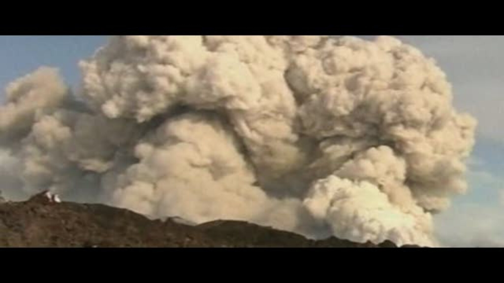 Se vulkanutbruddet på Island