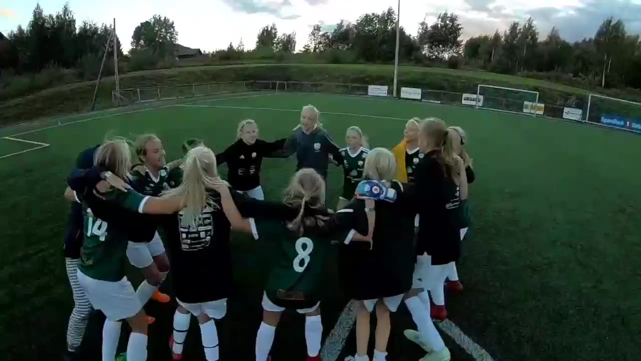 RIL-jubel etter siste kamp i gruppen