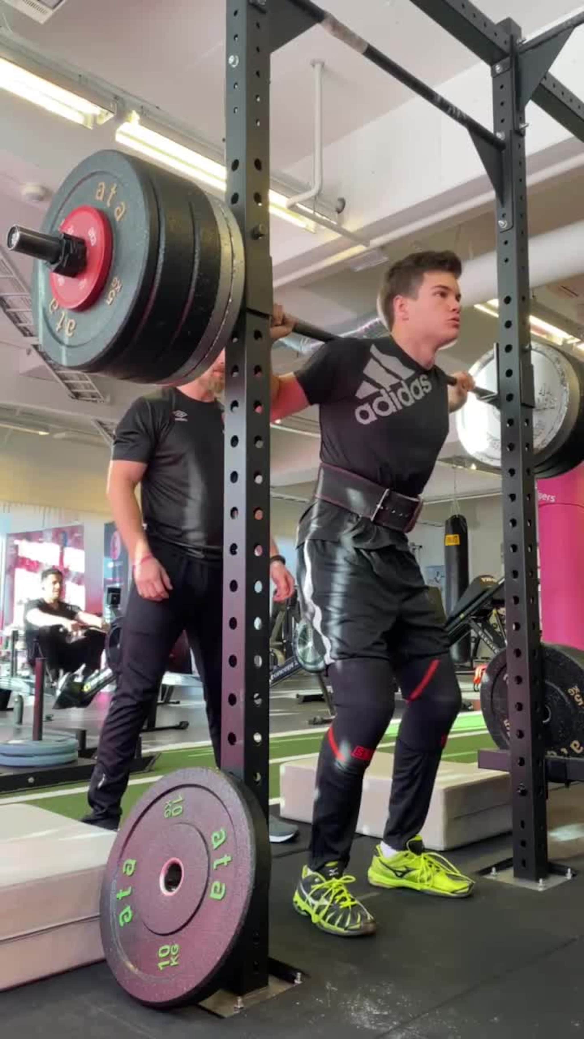 Daniel Thrana løfter tungt