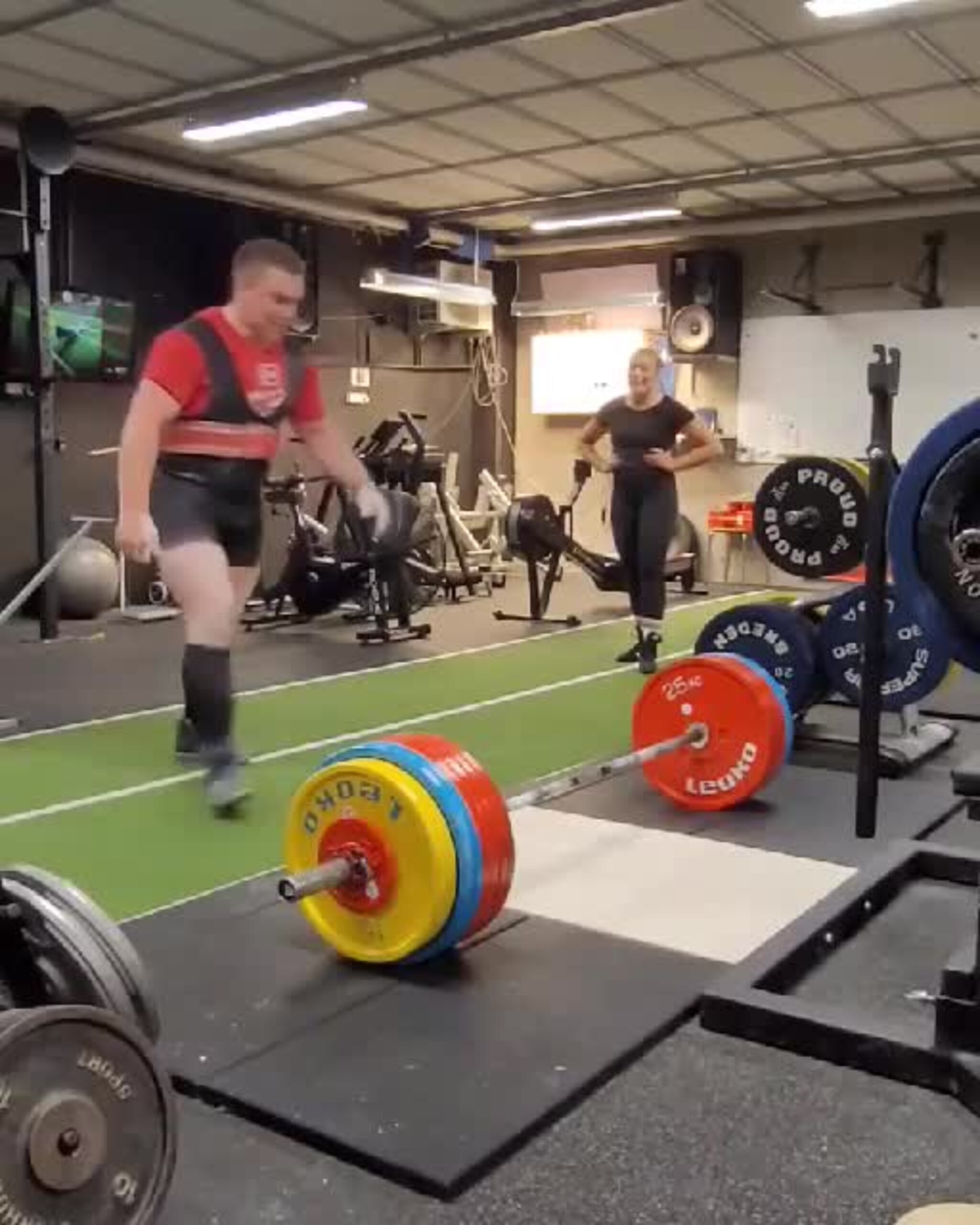Carl Petter Sommerseth med 365 kilo i markløft
