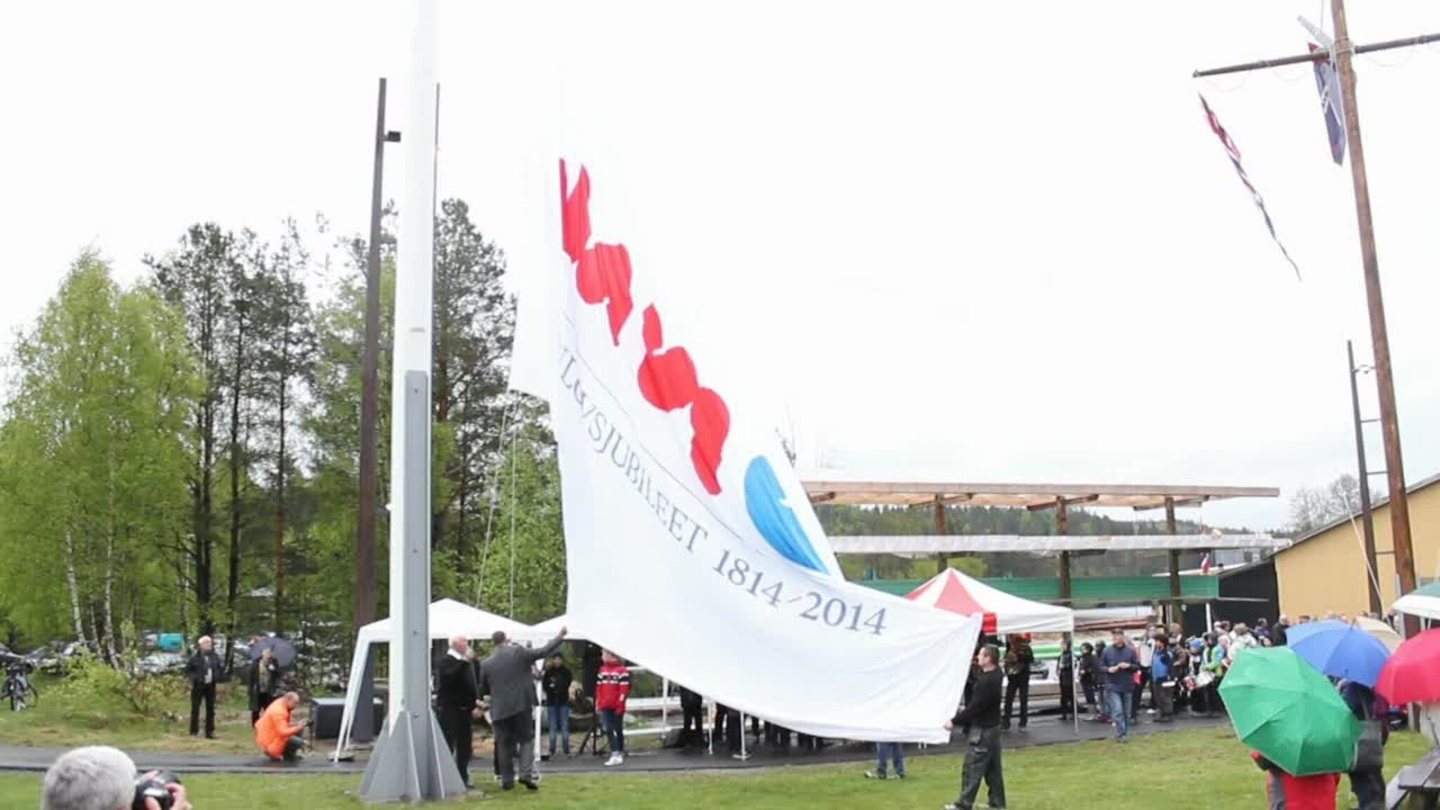 Rekordflagg til topps på rekordflaggstang