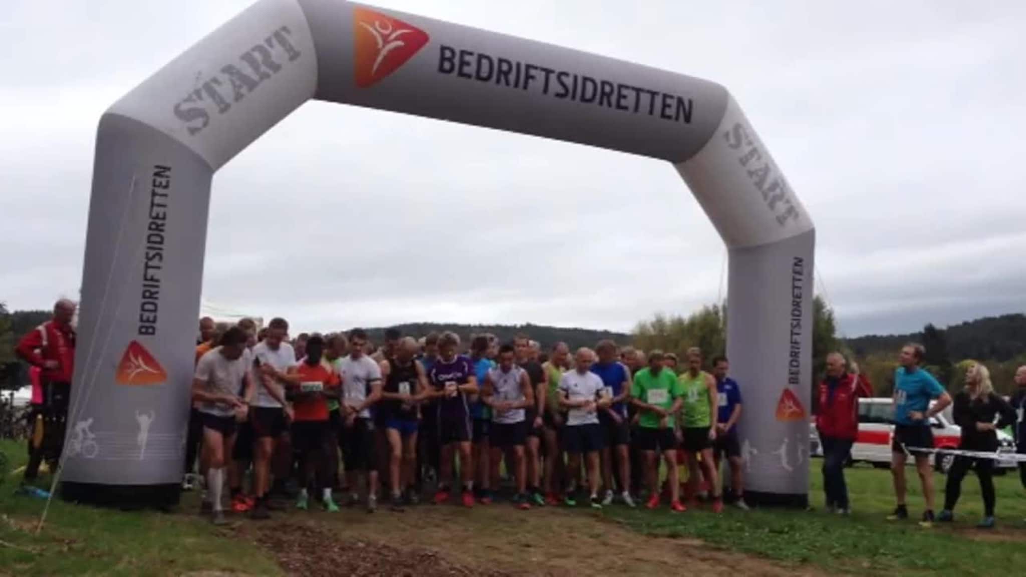 Se starten på første fellesstart i Arilds løype
