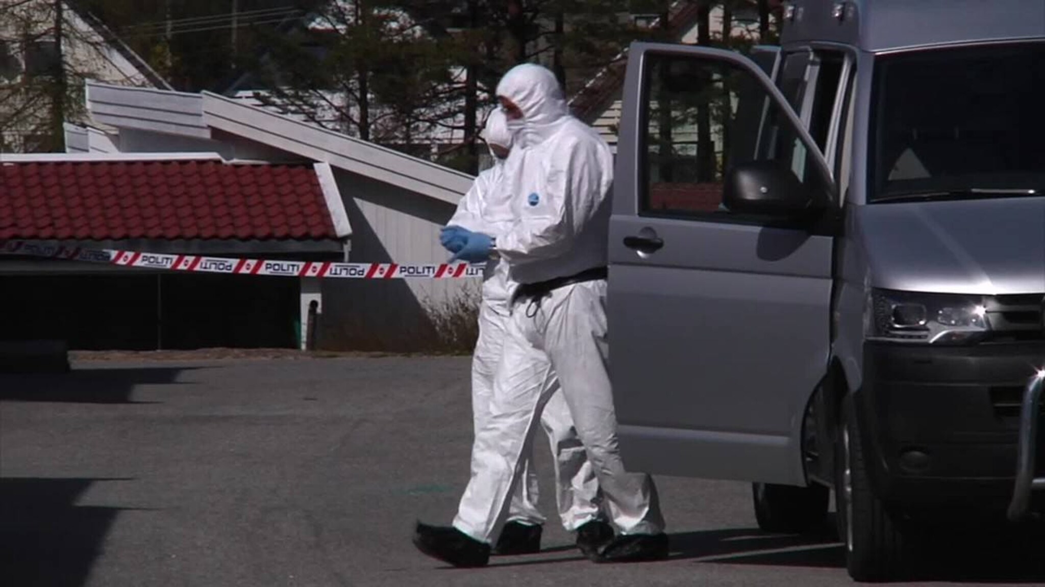 Her undersøker kriminalteknikerne åstedet