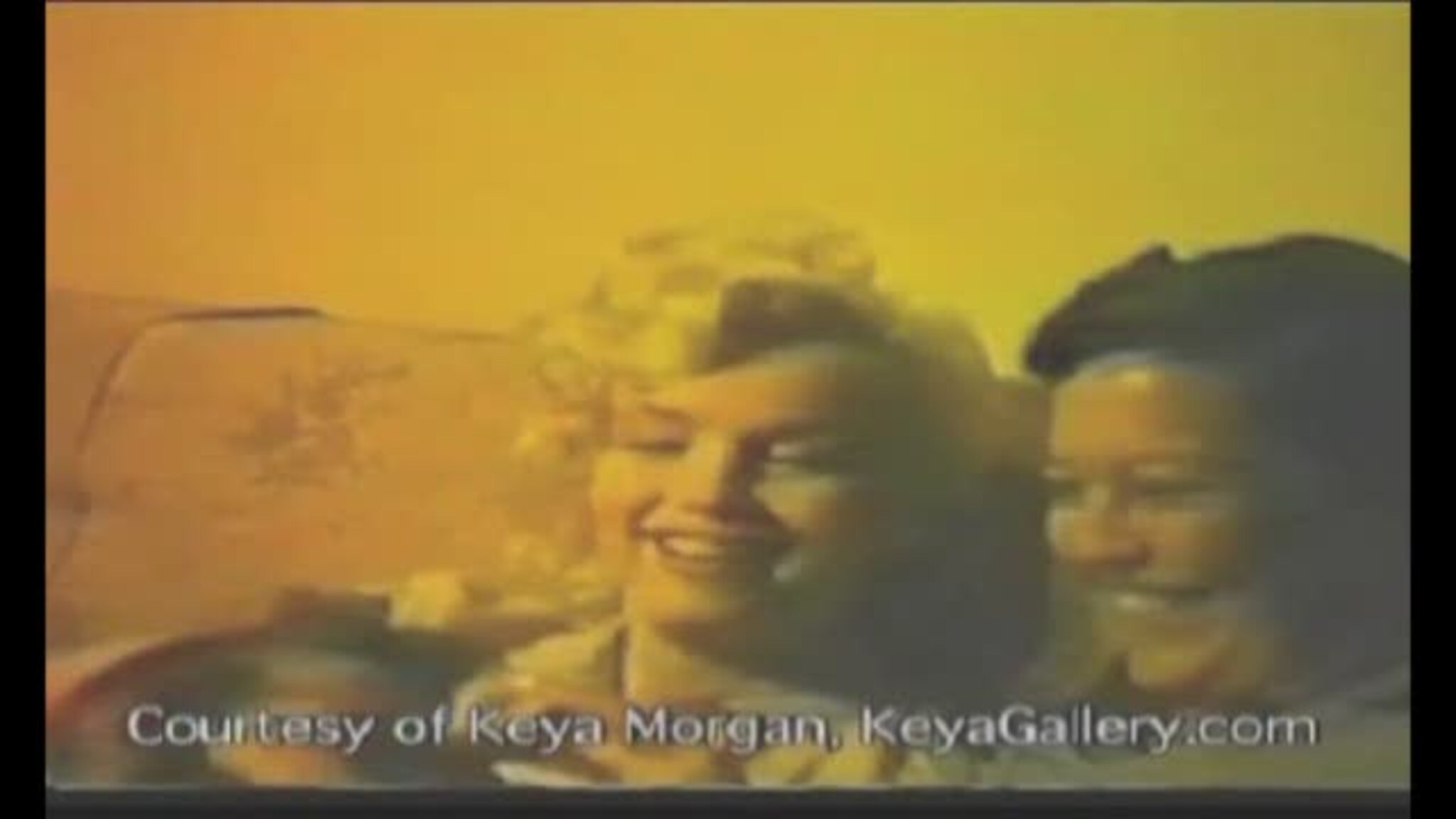 Monroe røyker marihuana