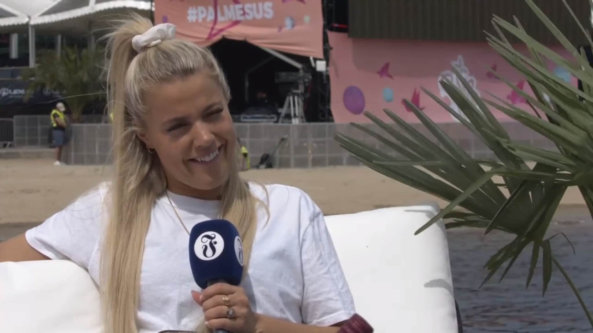 Julie Bergan: - Det blir skikkelig beach-party