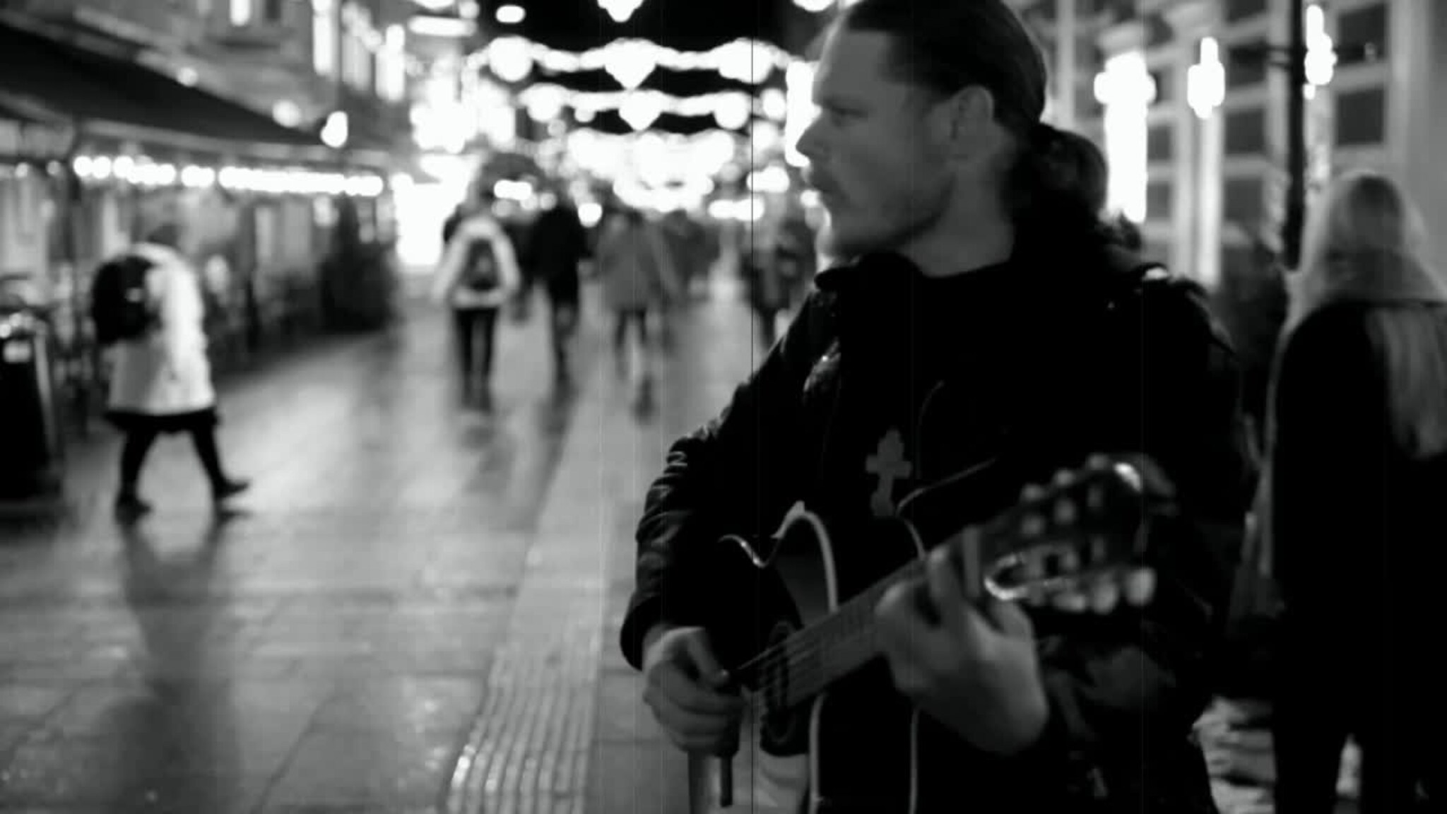 Prest spilte inn musikkvideo til julesang i Markens