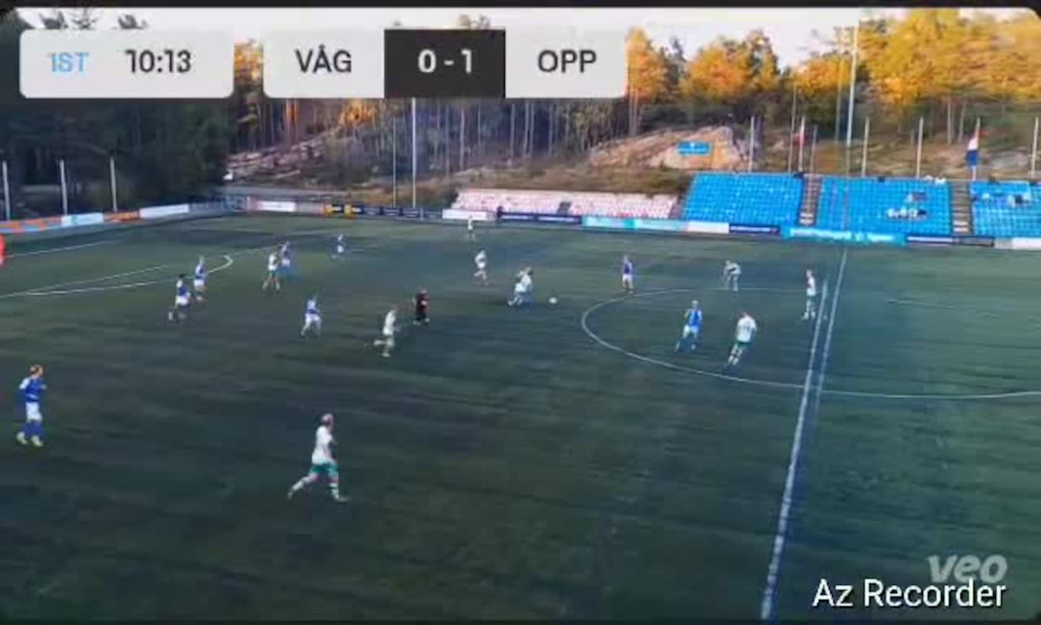Aksel Kloster scorer for Fløy 2 mot Våg