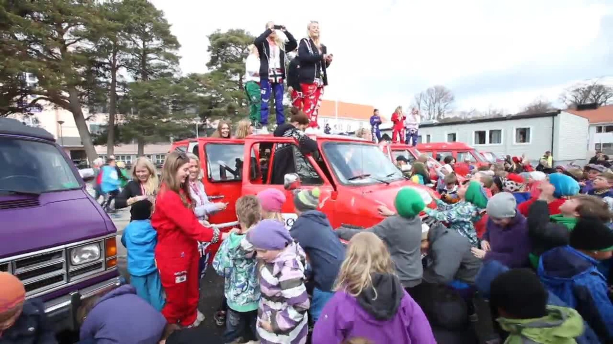 Russekaos i skolegården