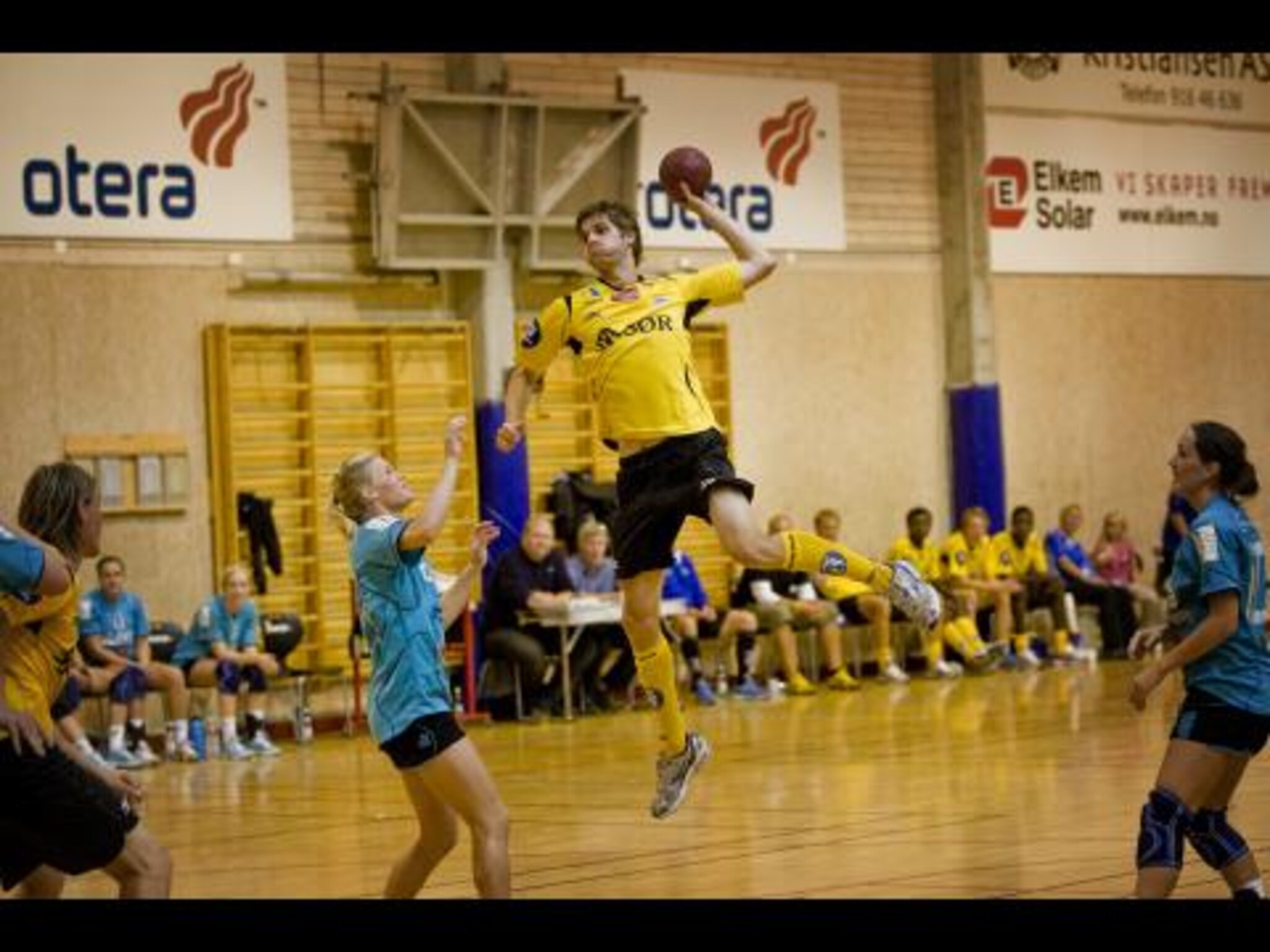 Startgutta latterliggjort av Vipersjentene