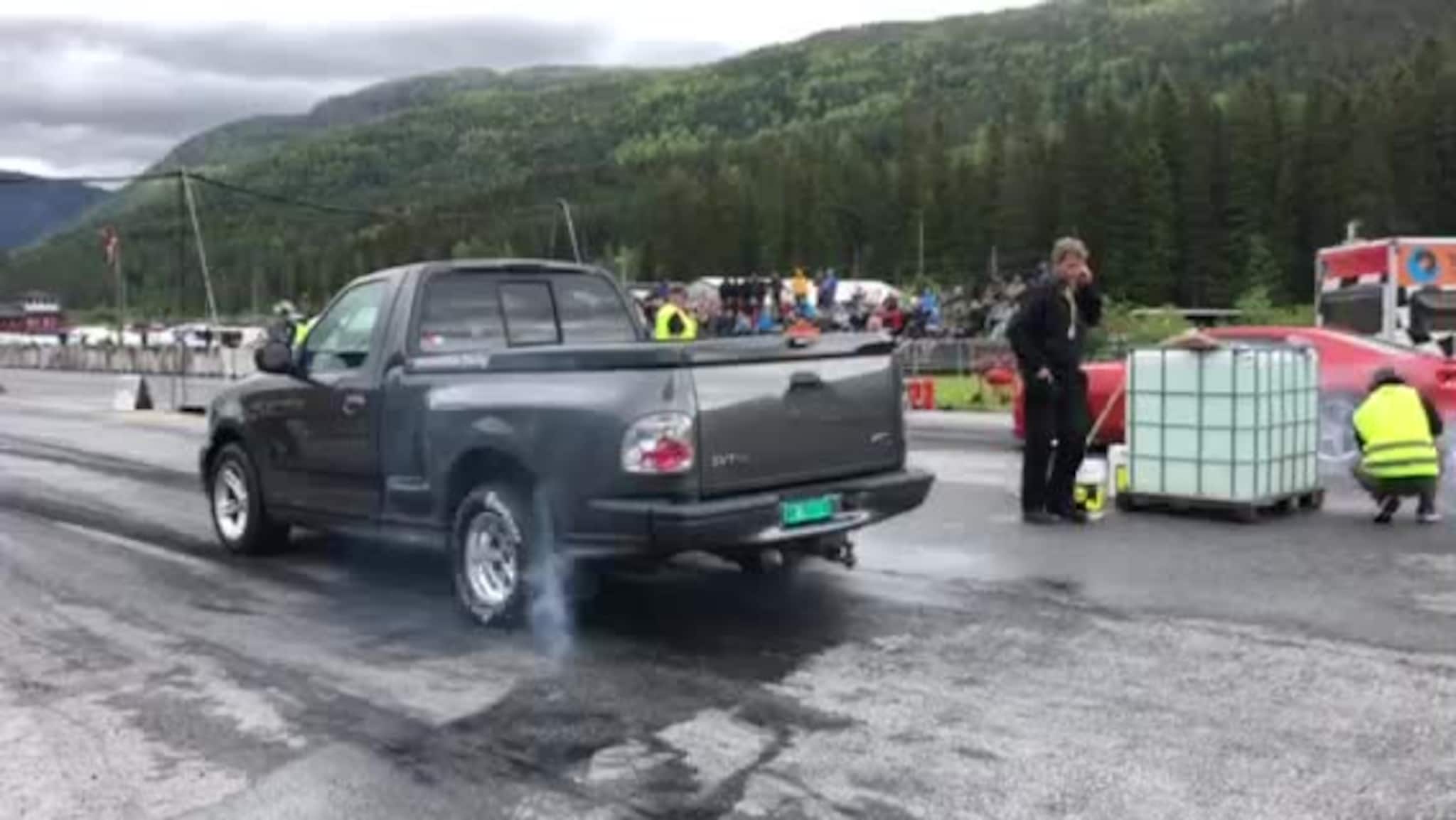Dragracet Thunder Valle