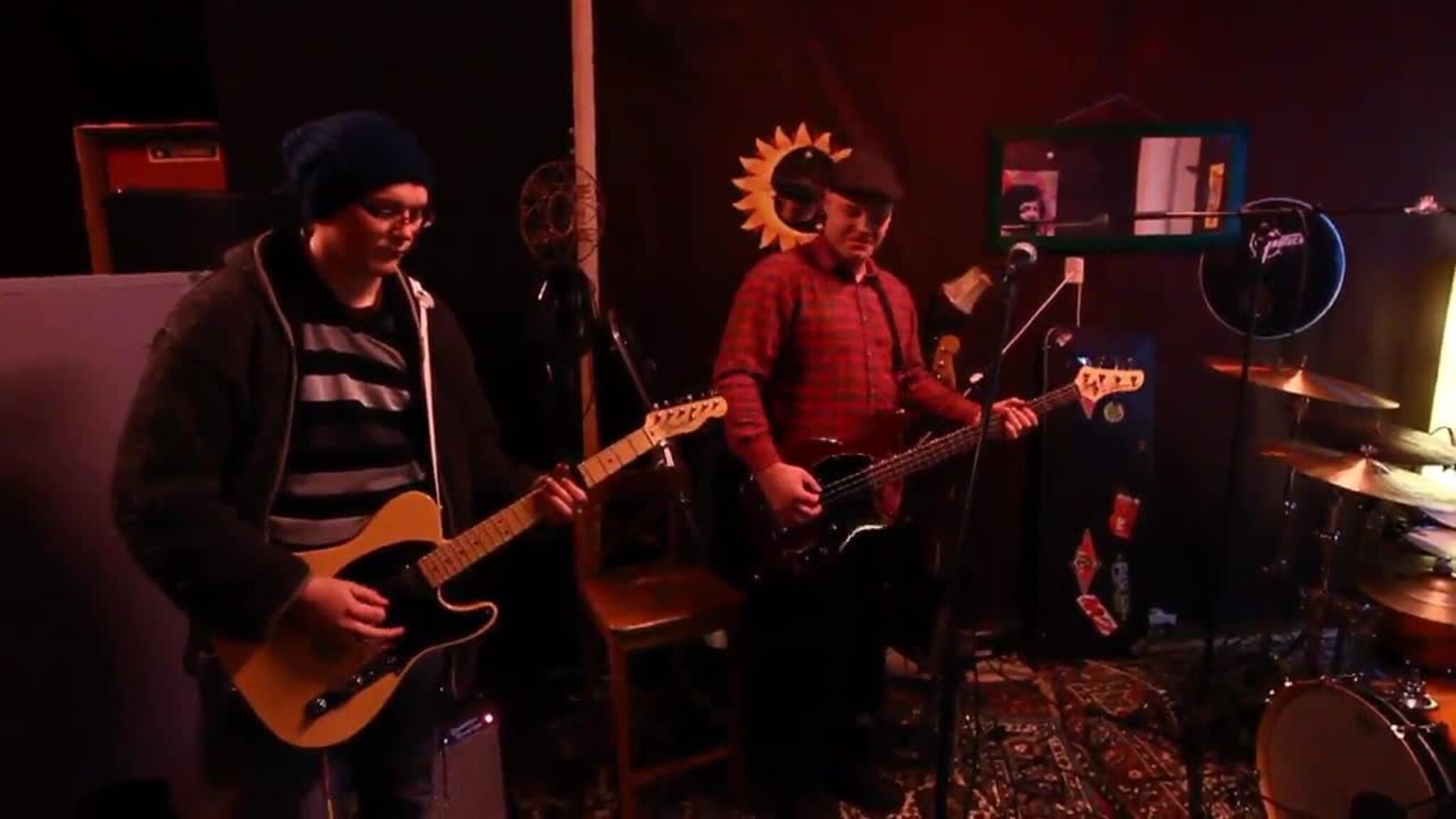 Se rockerne i Dirty Meadow jamme