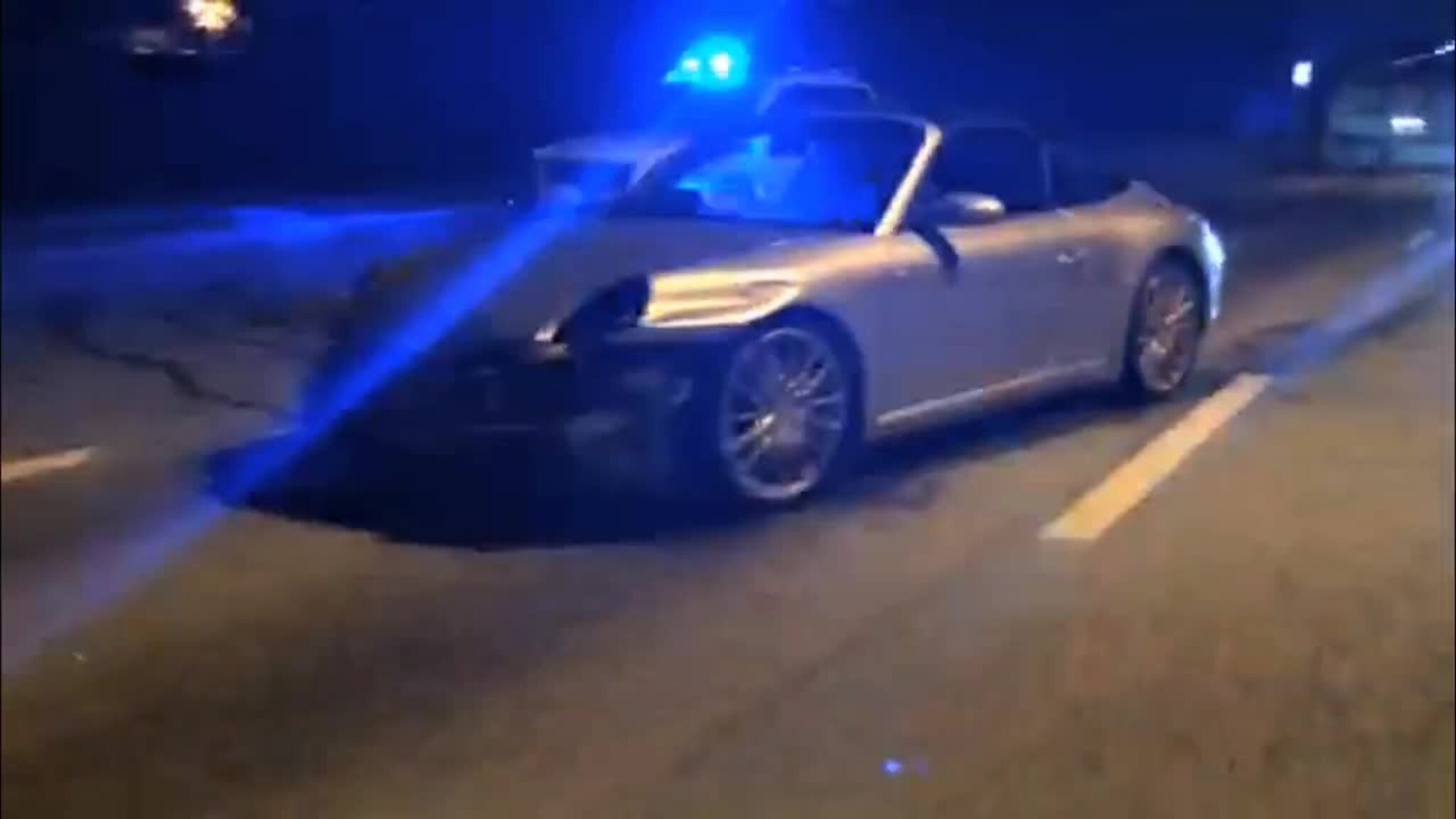 Sjåfør av Porsche stakk av etter kollisjon