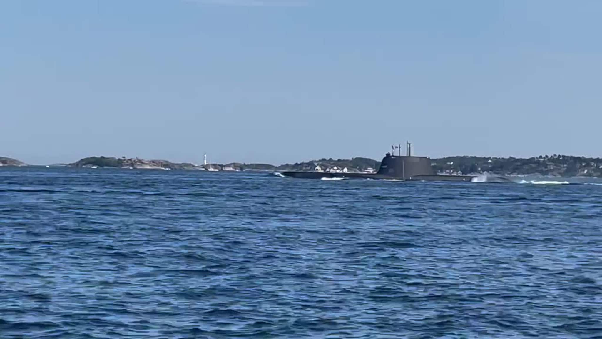 Se ubåten i aksjon her