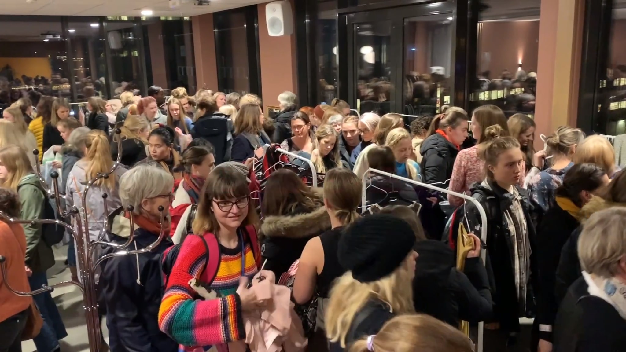 Se glimt fra FVNs "Kjolebyttekveld"