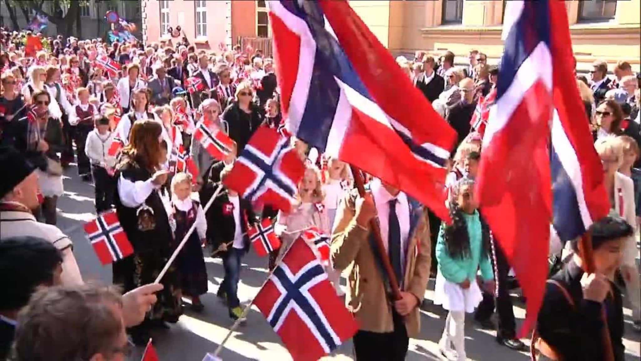 Møvik og Sjøstrand skolemusikkorps, Sjøstrand skole, Voiebyen skole, Karuss skole