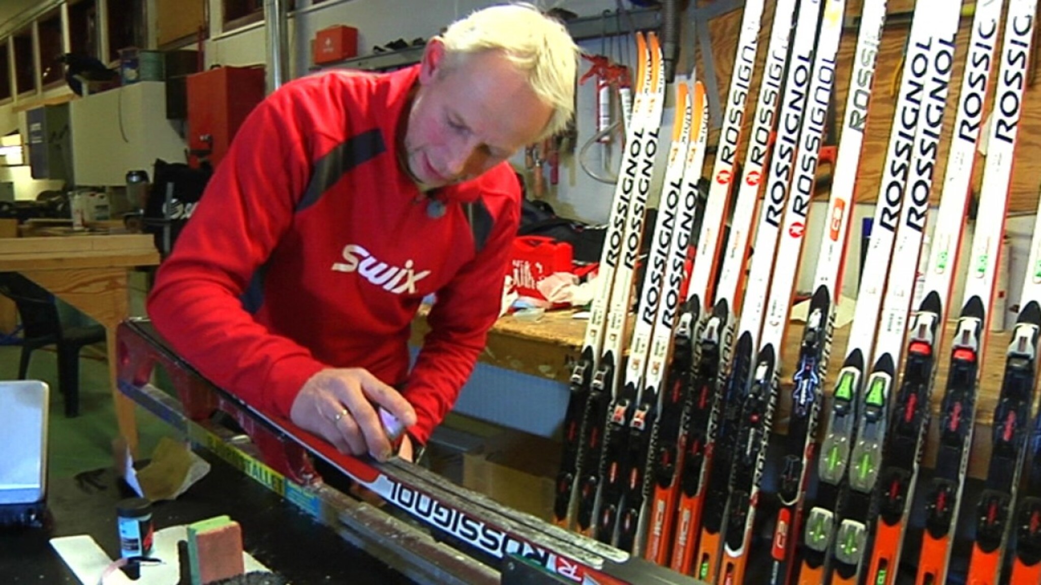 Slik smører du skiene