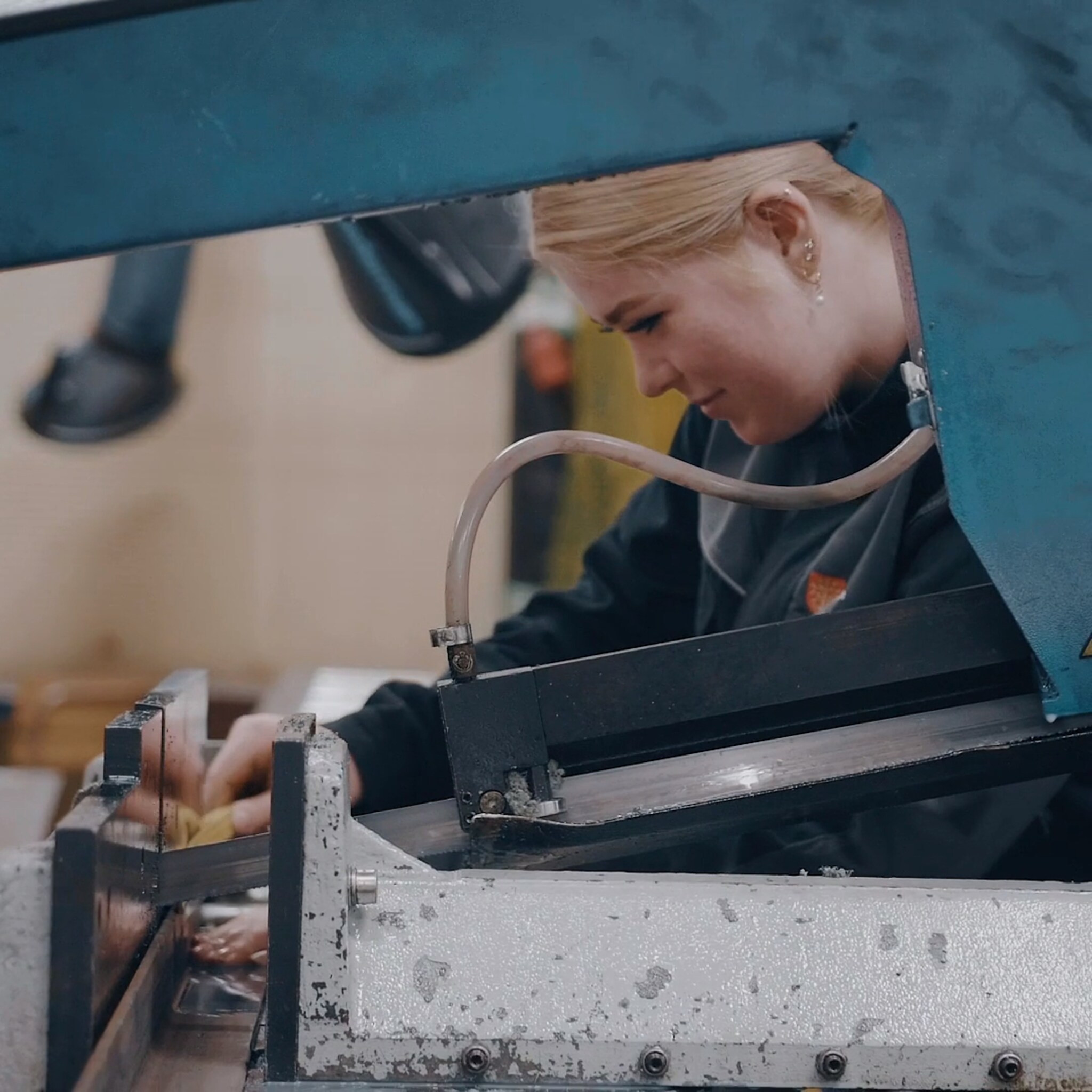 Teknologi og industrifag  Mandal