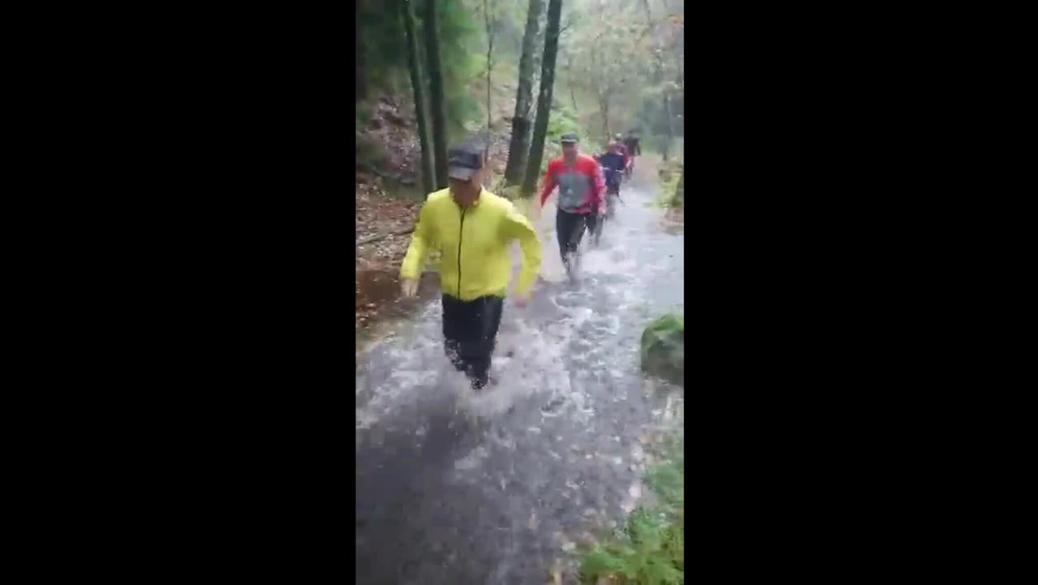 Lar seg ikke stanse av dårlig vær