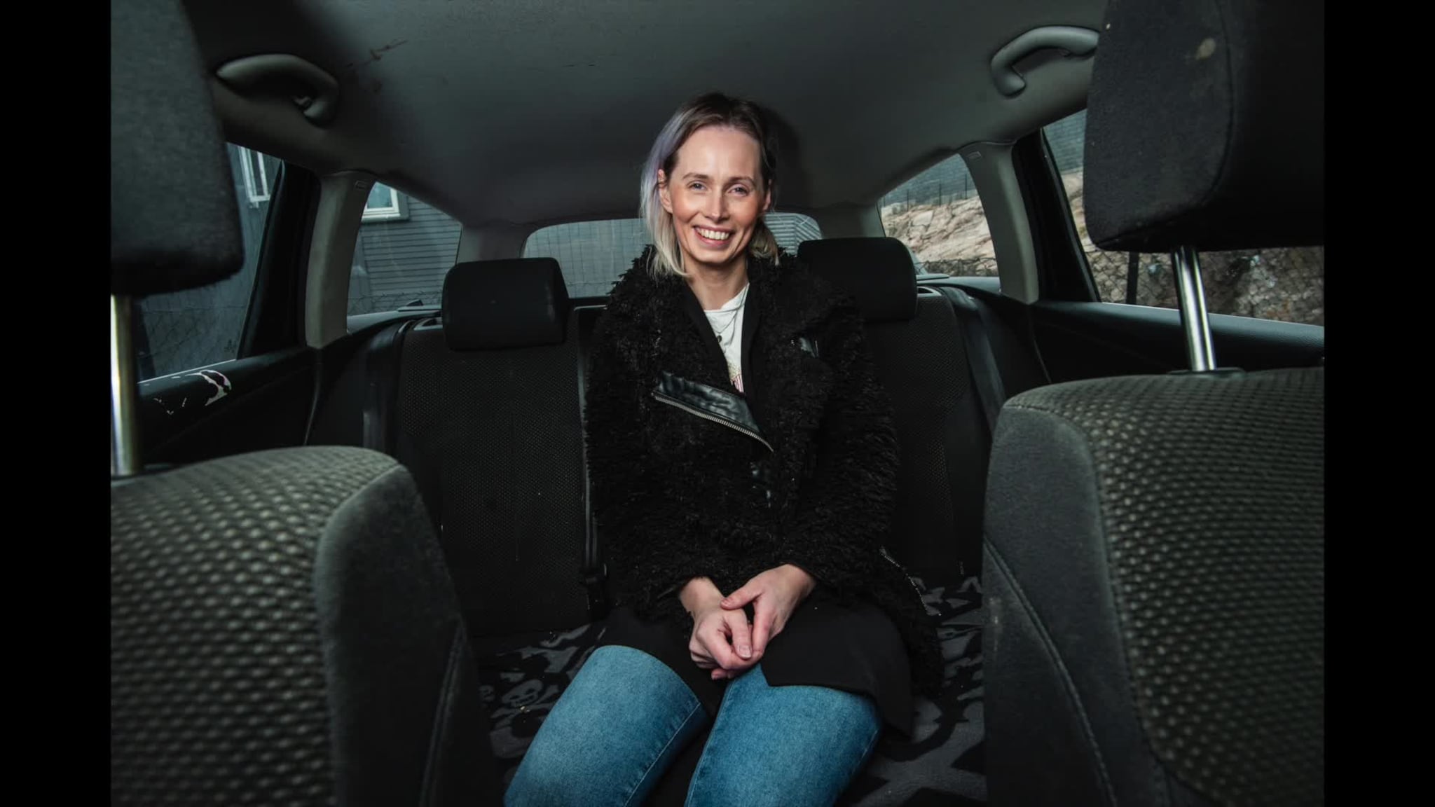 Hør Therese fortelle om fødselen i baksetet