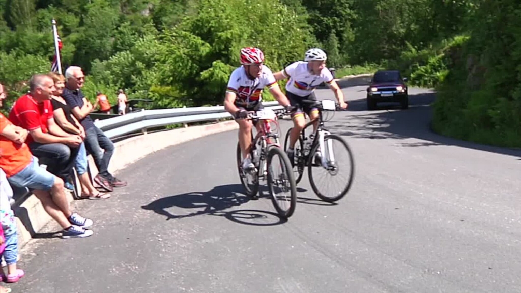 - Er det langt igjen til toppen nå?