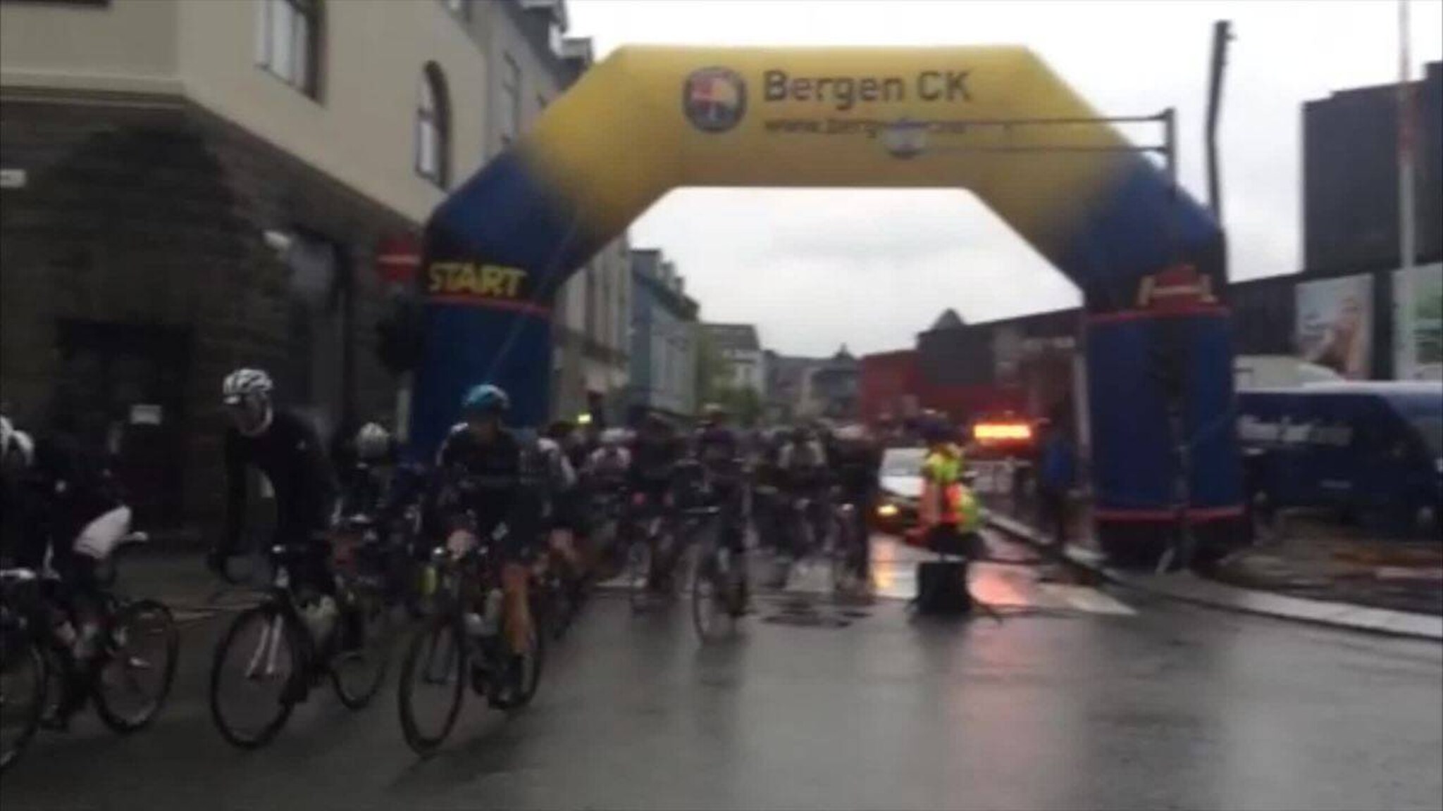 Her starter de på Bergen-Voss