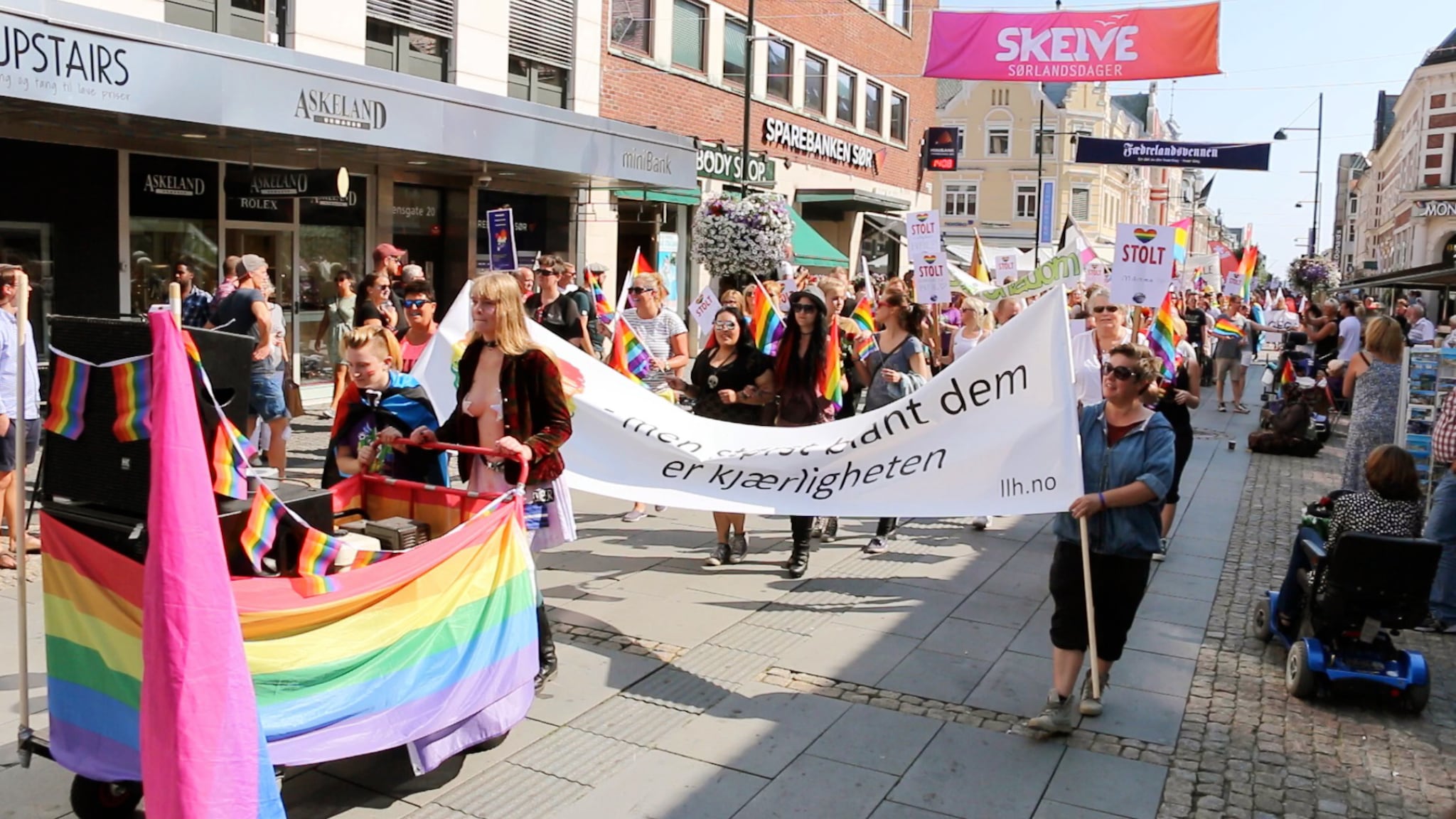 Se Skeive Sørlandsdager-paraden