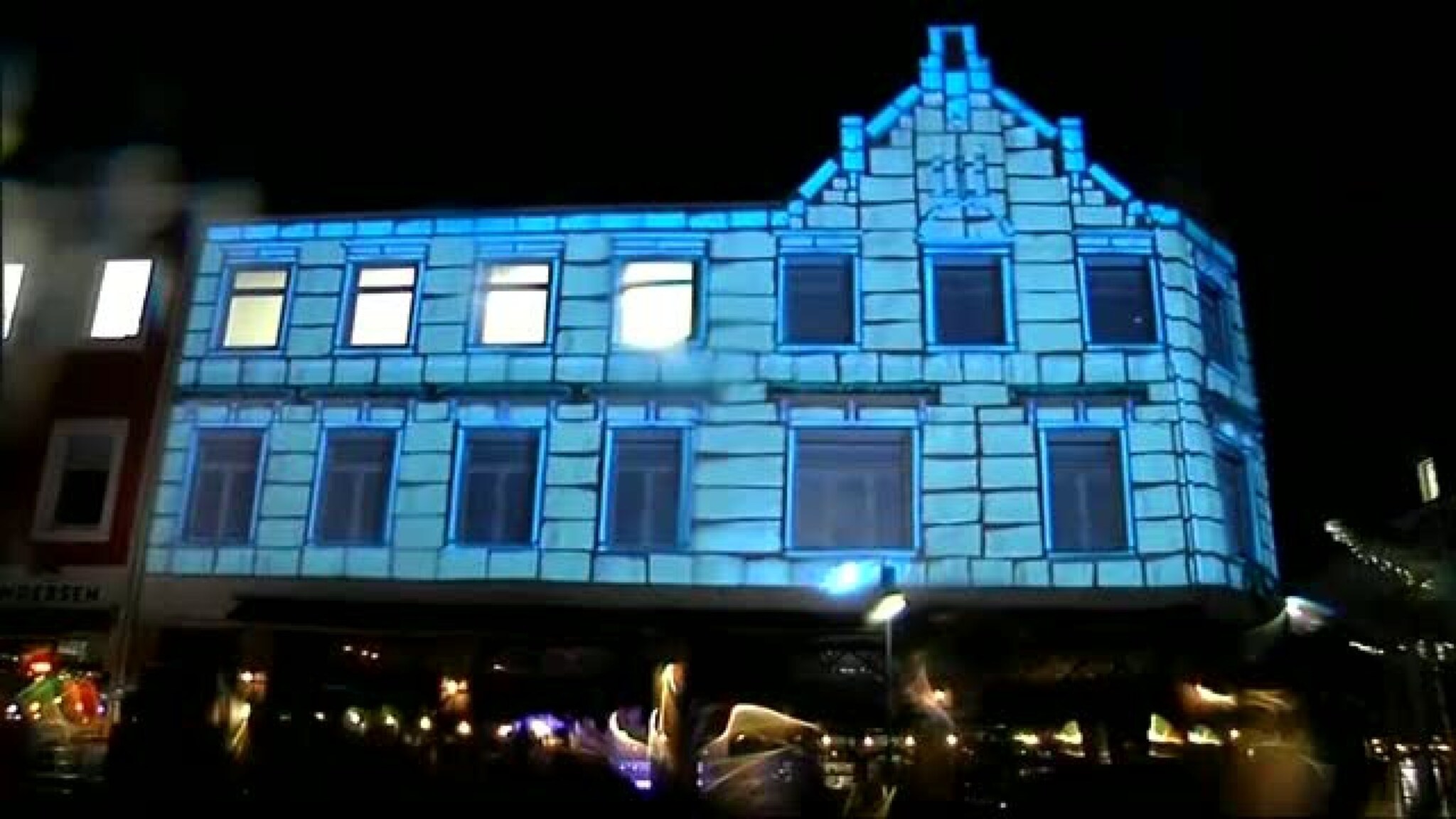 Lysshowet på torvet