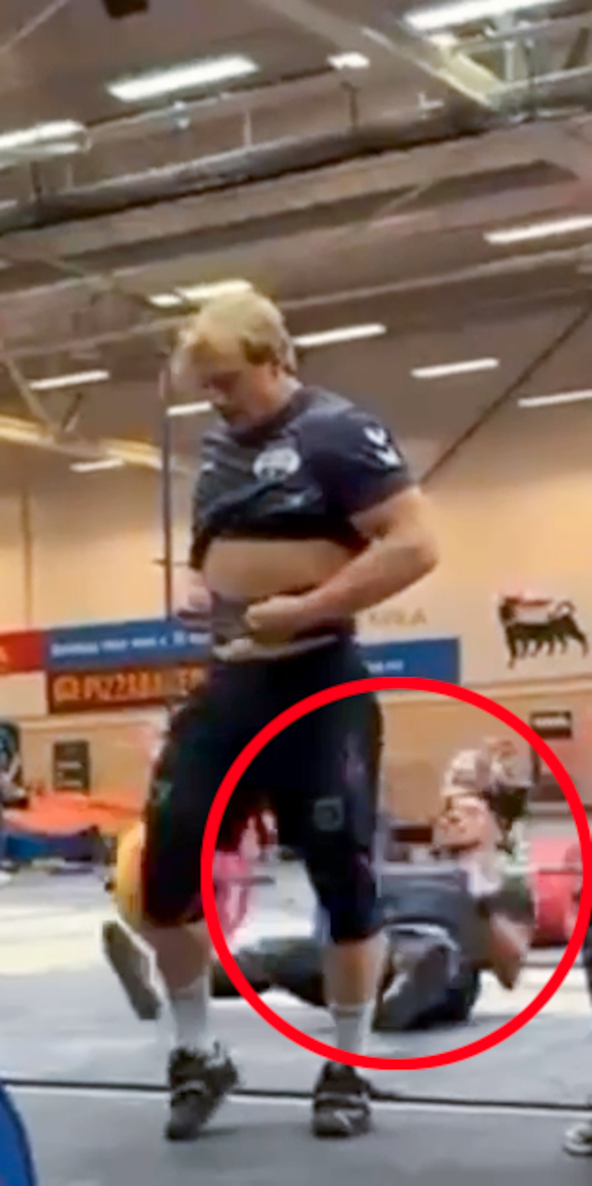 VIDEO: Her skader Boujar hånda