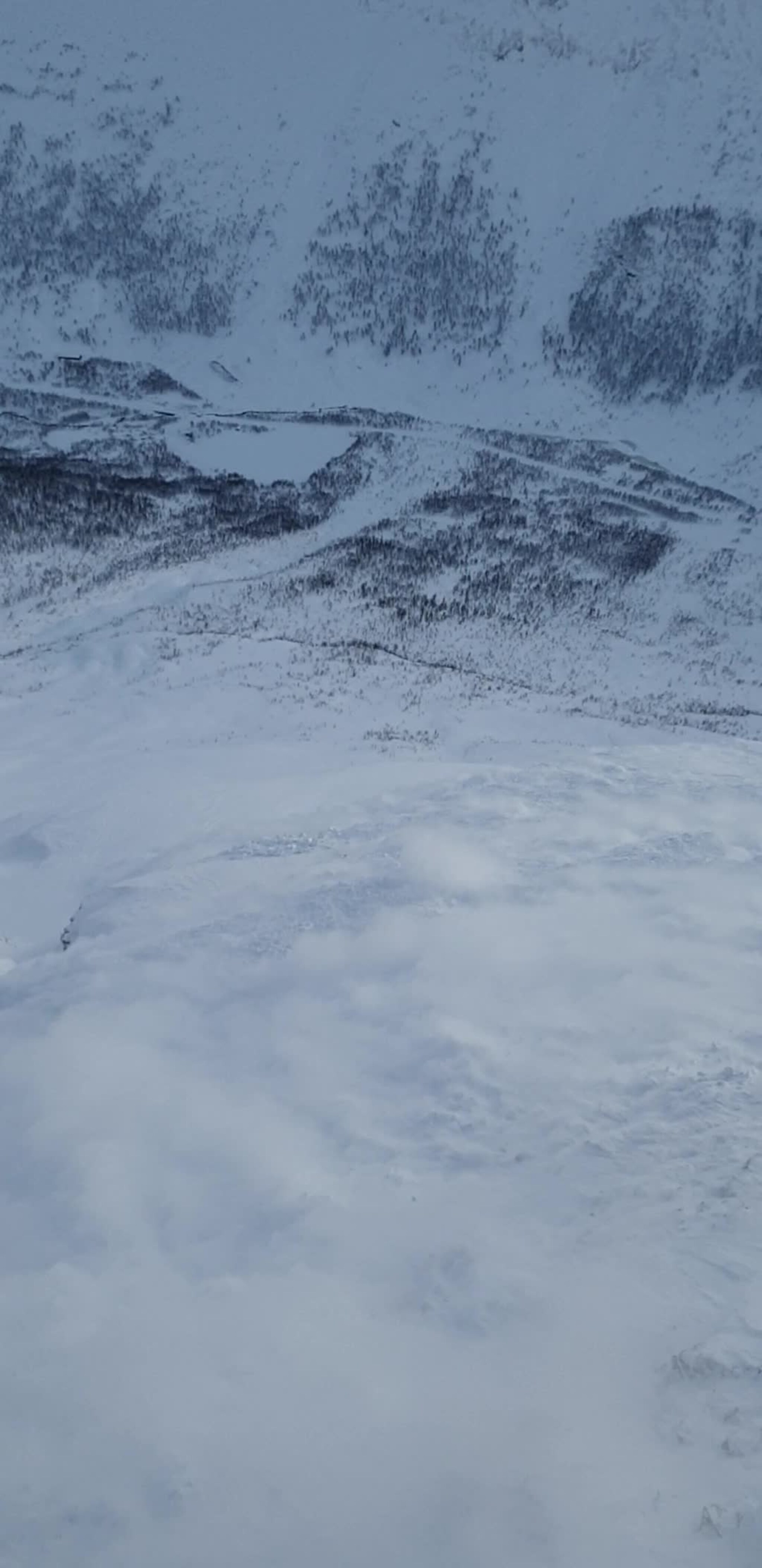 Kontrollert skred i Tamokdalen