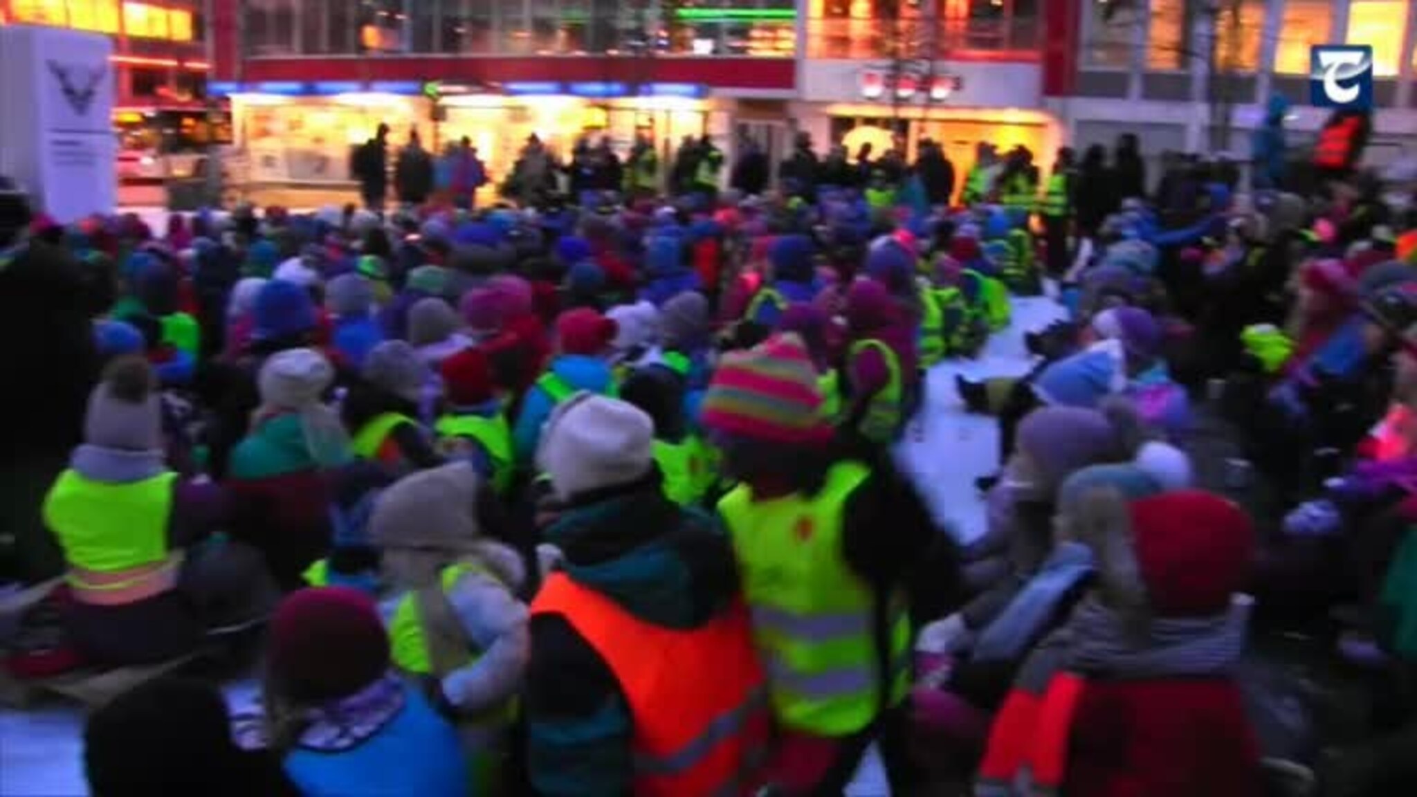 400 barn åpnet utekinoen