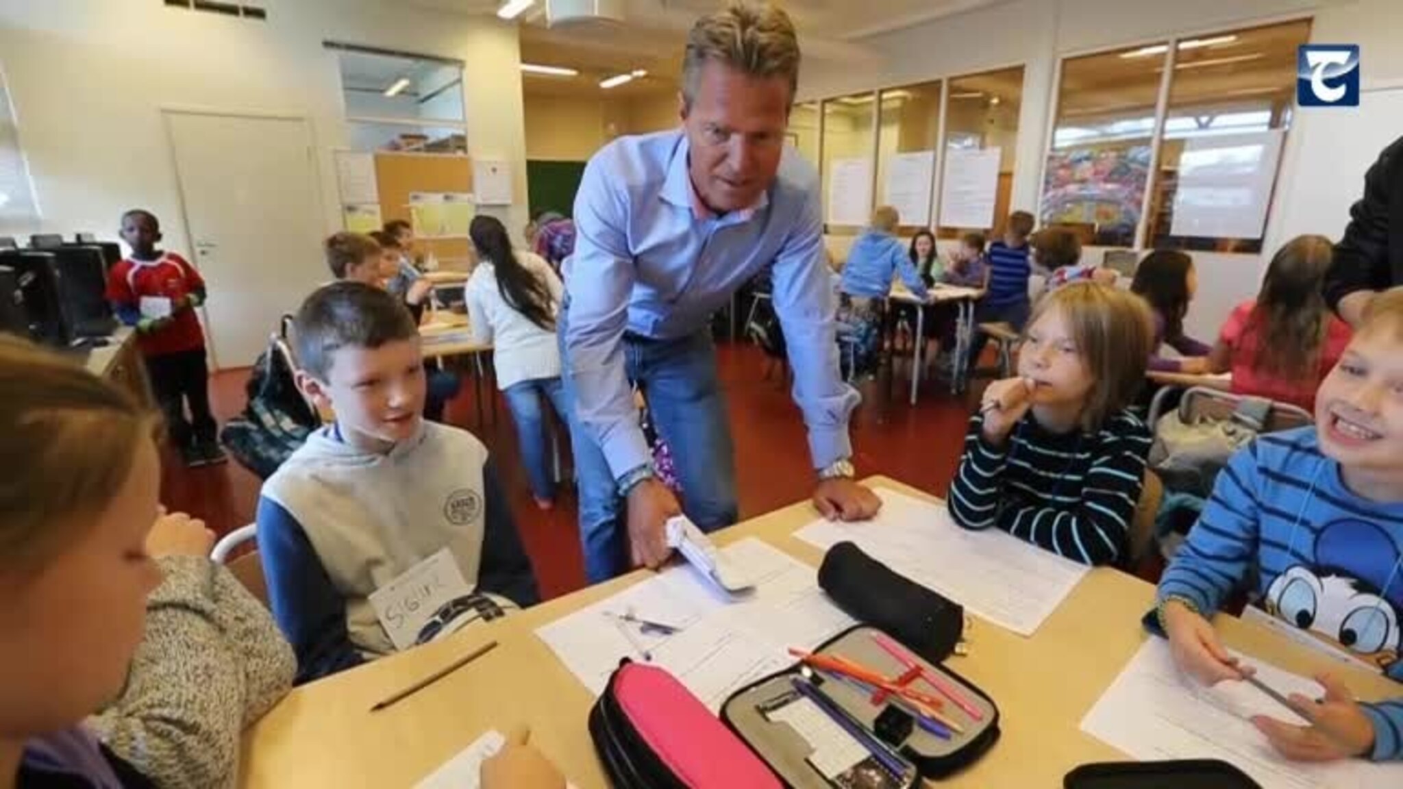Ga demokratileksjon til skolebarn