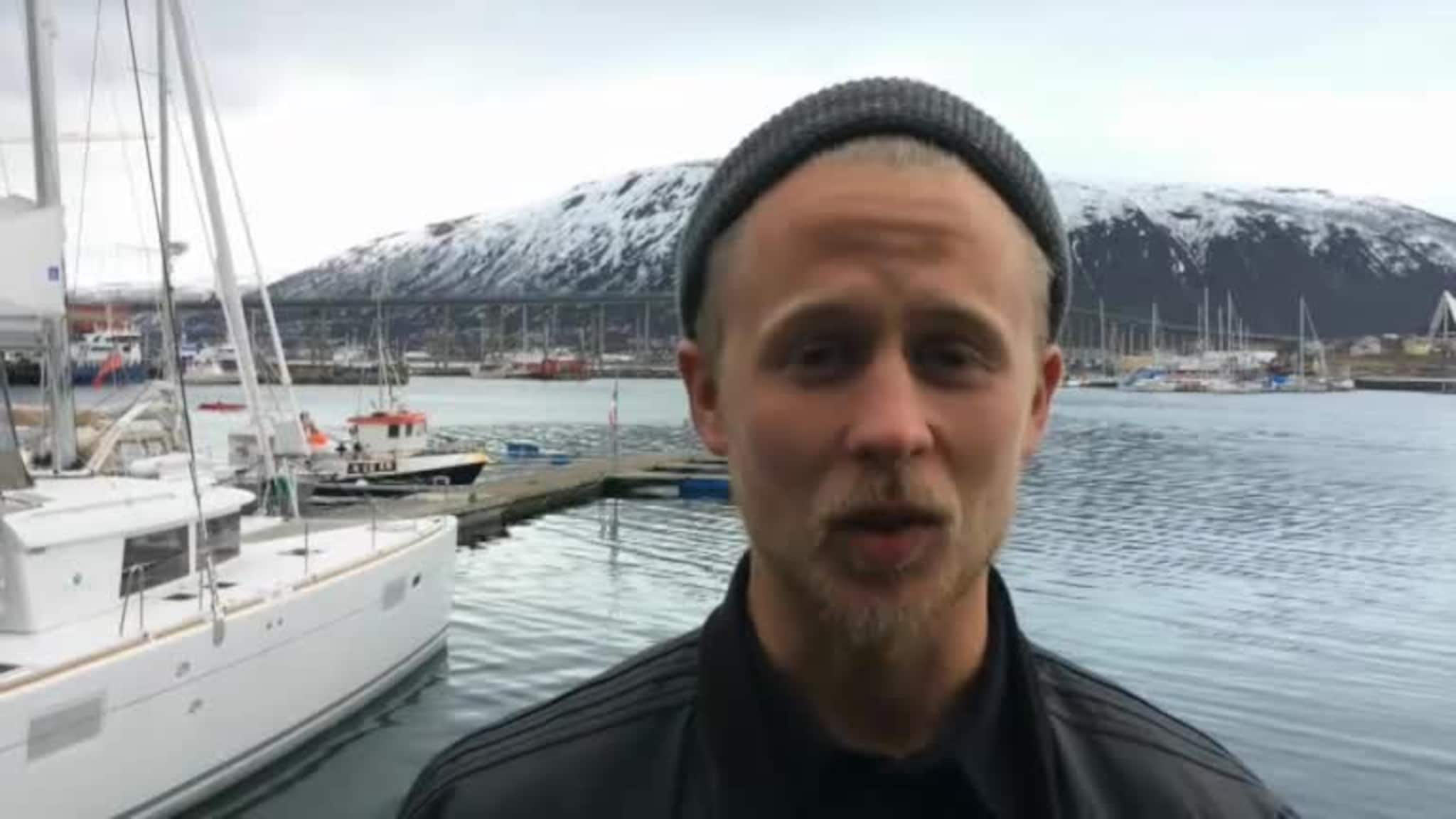 Cuphelten Fredrik spiller for bestefar