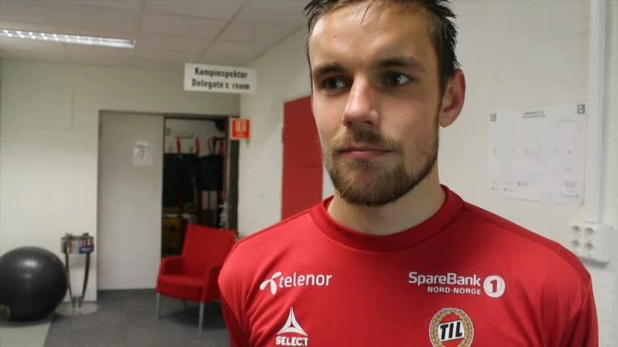 Remi lukker ikke døra for TIL
