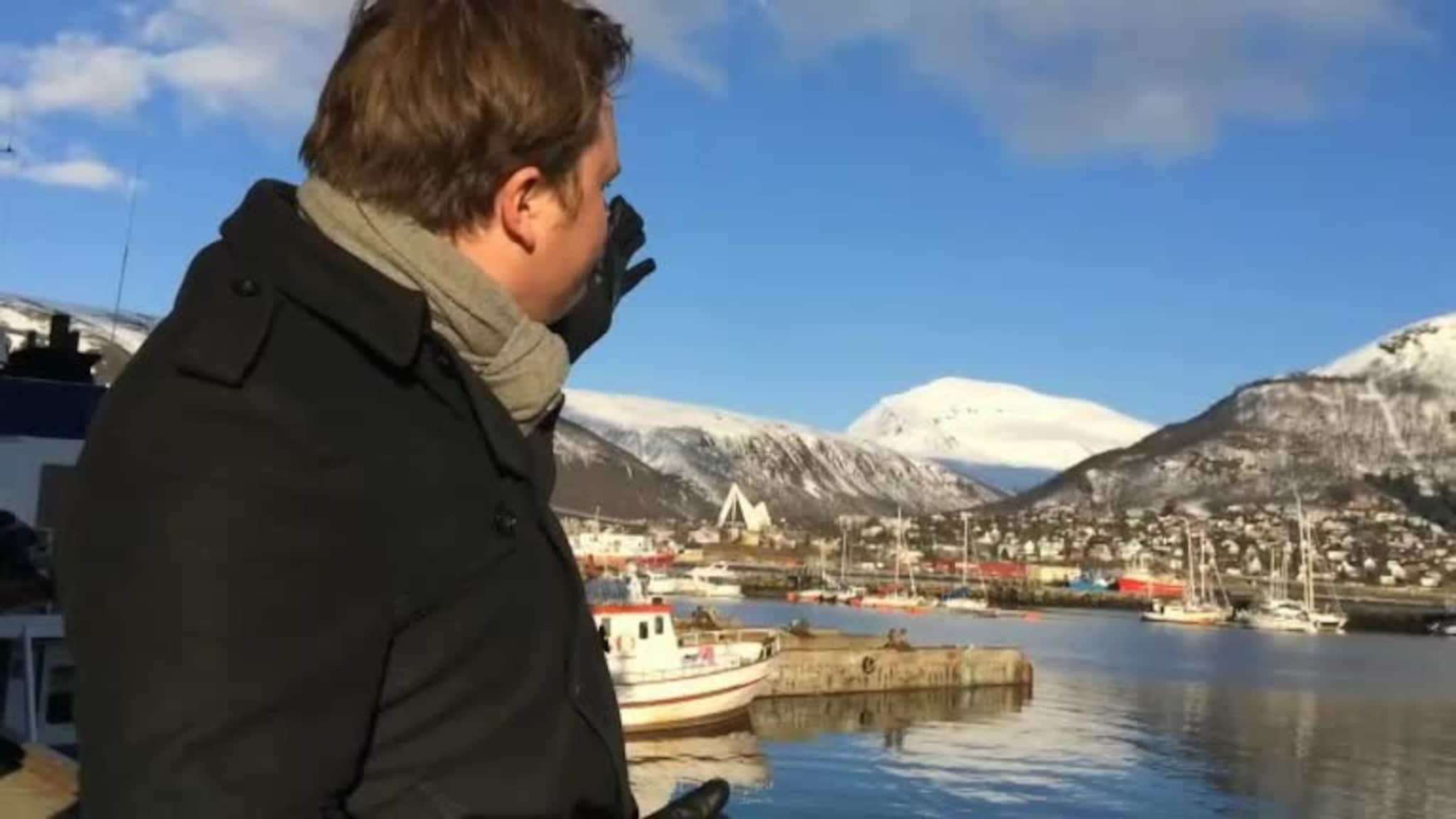 Slik parodierer Jonas Stein (V) Jarle Aarbakke (Ap)