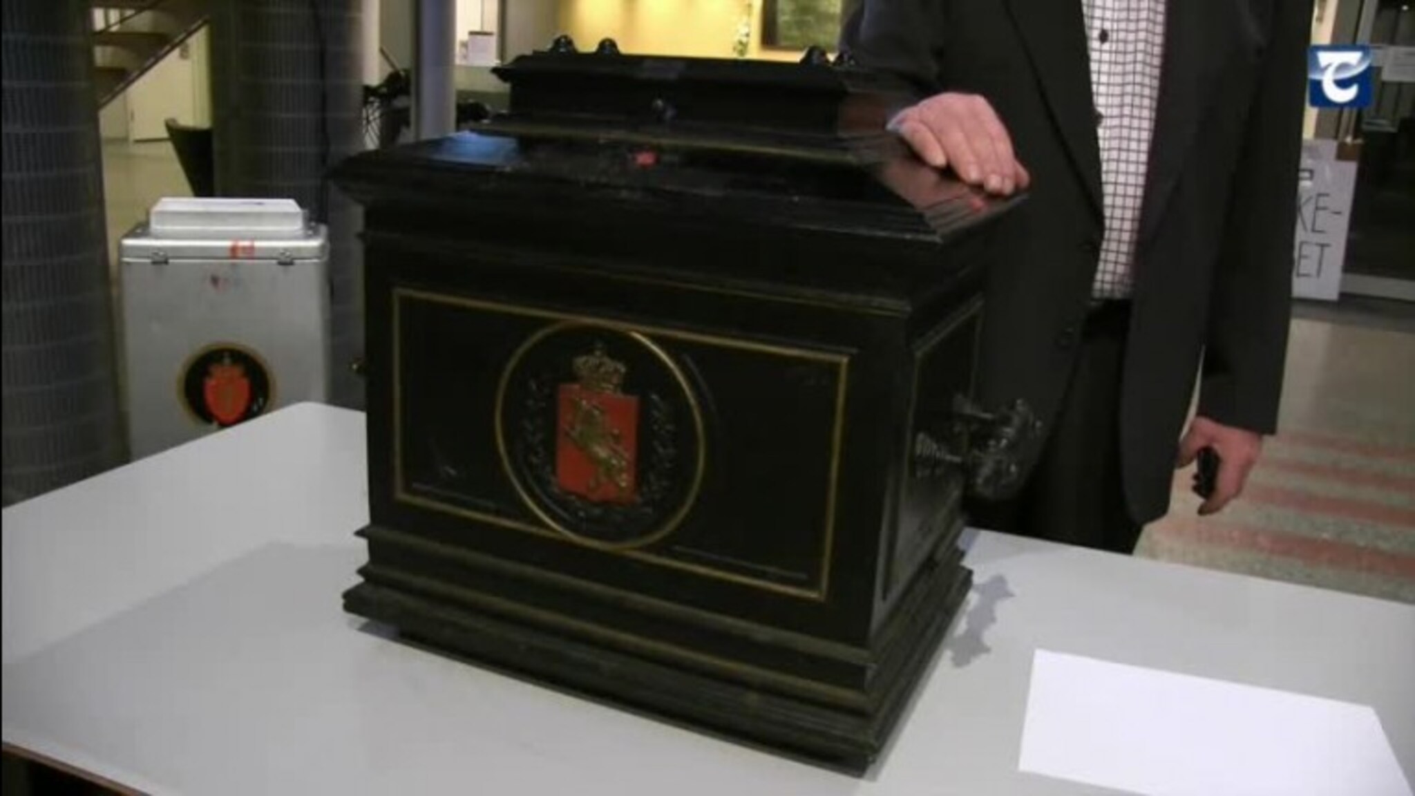 Denne stemmeurna er 130 år gammel!