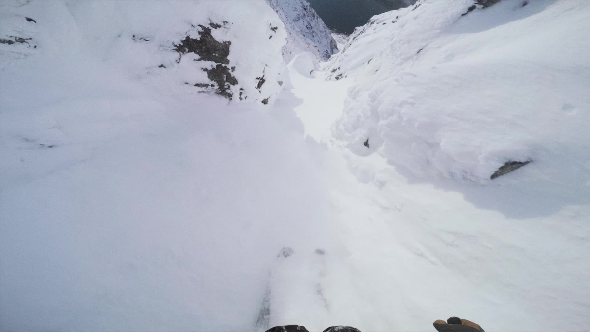 Se teasertraileren til Nikolai Schirmers nye kortfilm "Shapes" her!