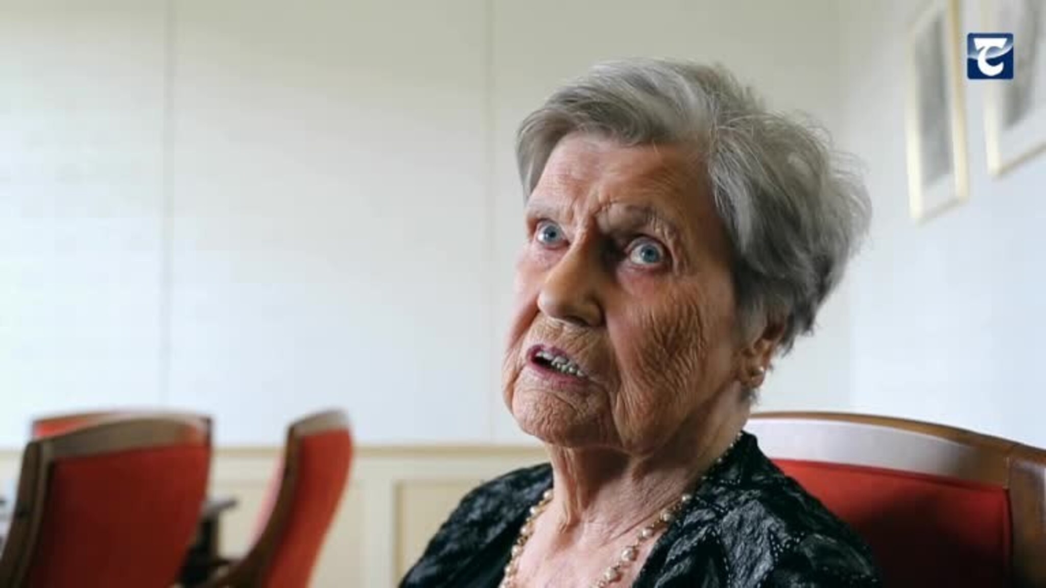 MINIDOK: Bodil (97) tok topphemmelige bilder under krigen