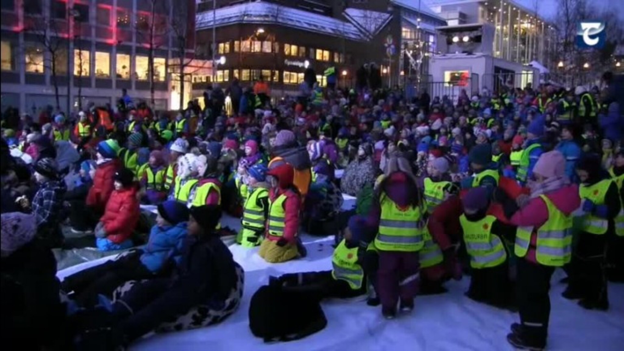 Stinn brakke på utekinoen