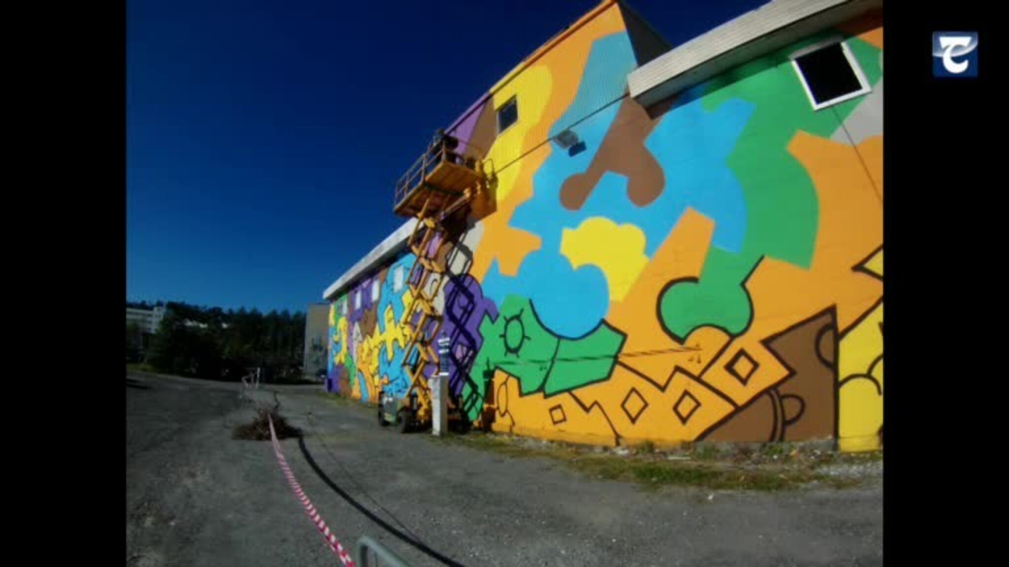 Se Tromsøs største kunstverk ta form!