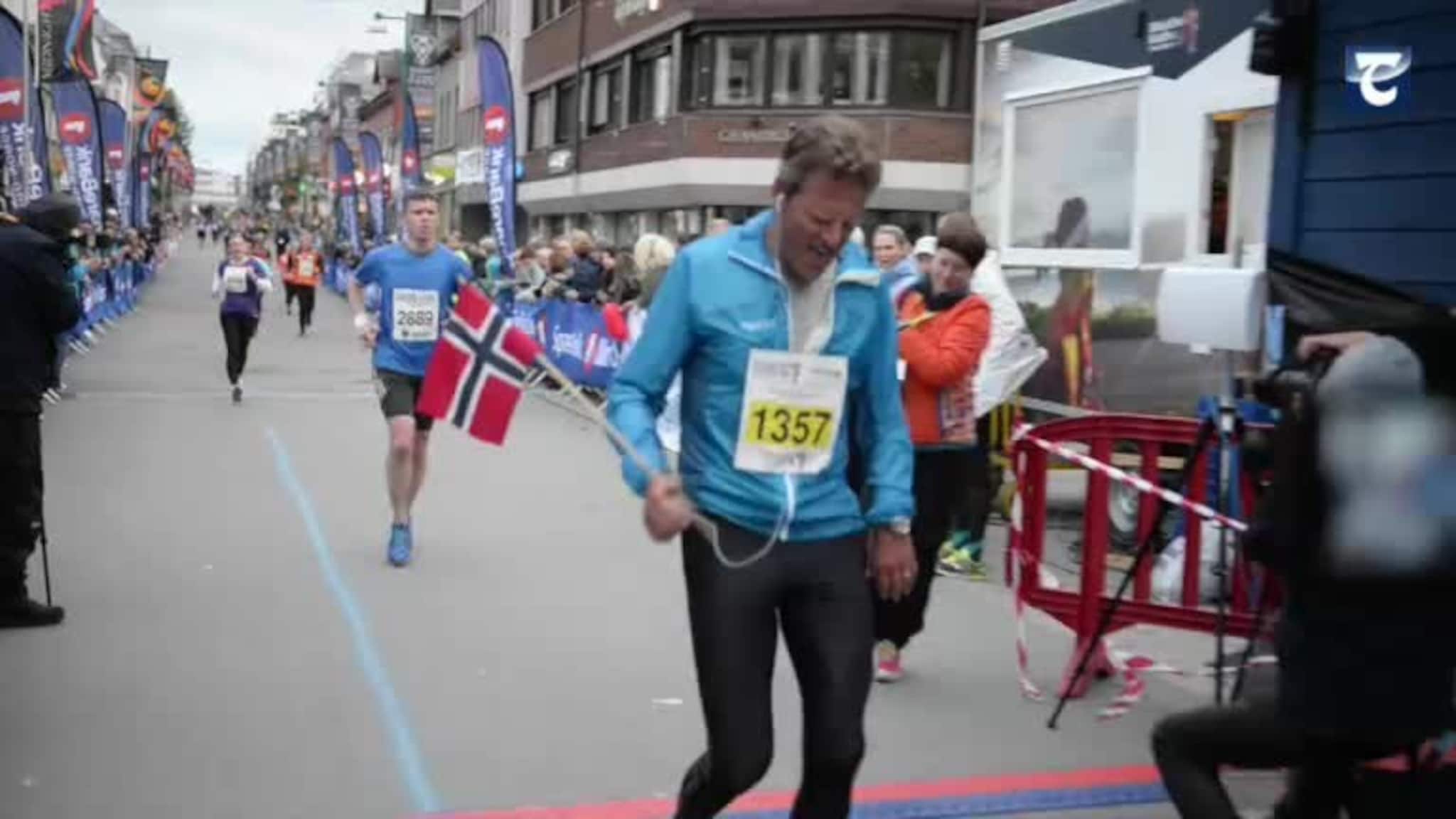 Her er Hjort i mål etter å ha løpt 8 mil