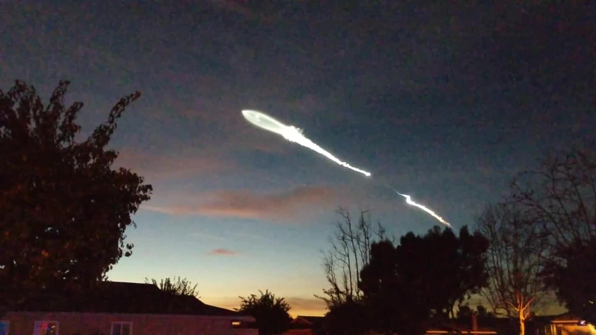 Her flyr raketten over Svein sitt hus