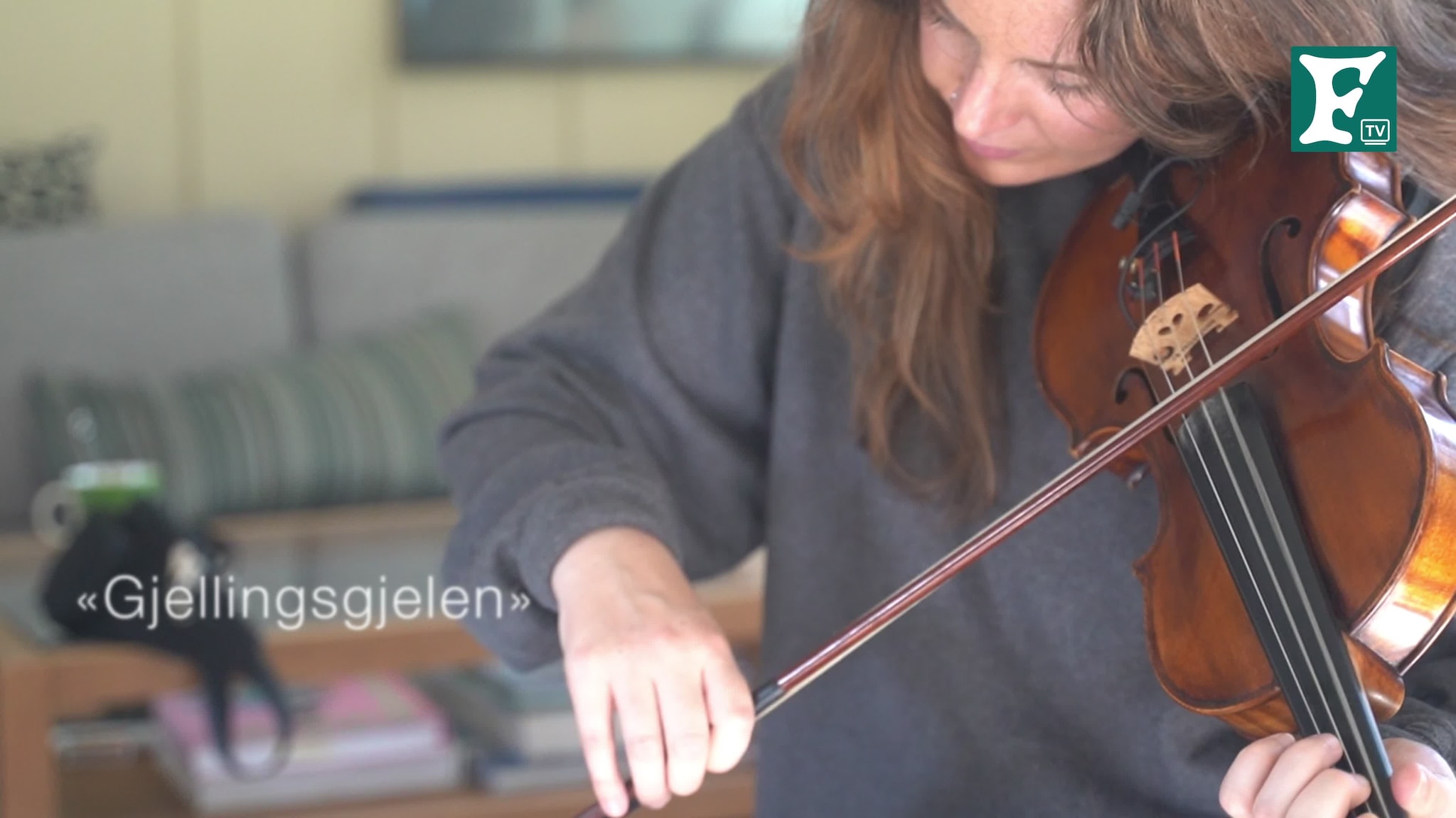 Astrid Garmo spelar «Gjellingsgjelen»