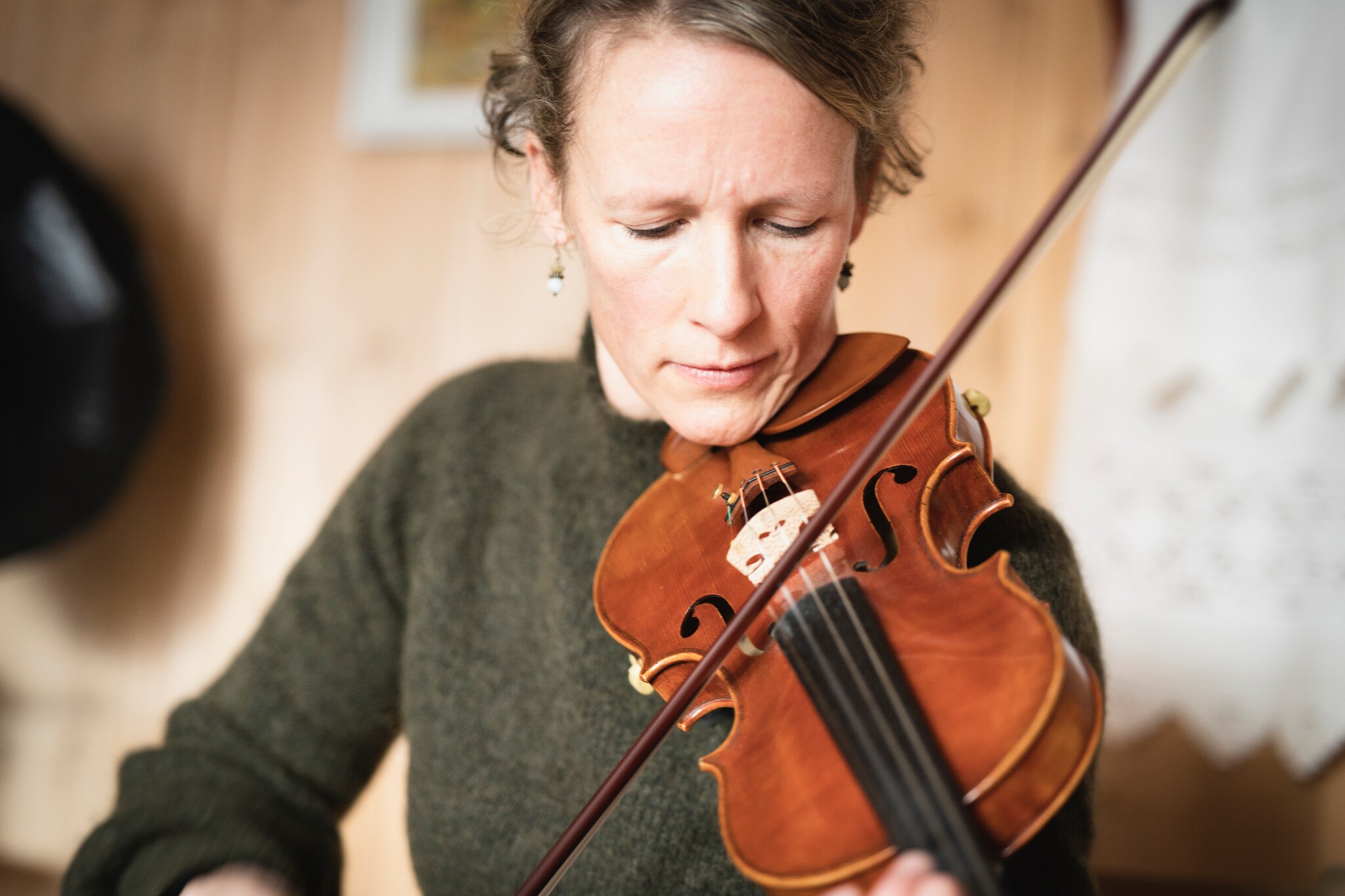 Astrid Sulheim spelar springleiken «Musikus»