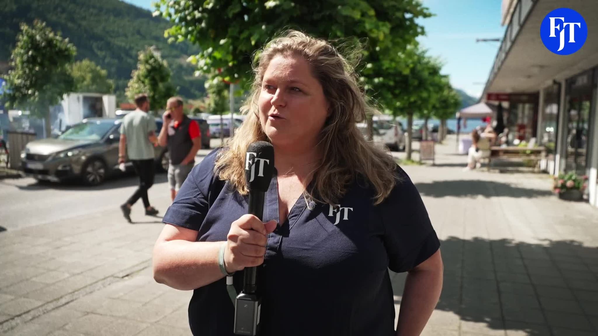 Festivalsjef på besøk på annan festival