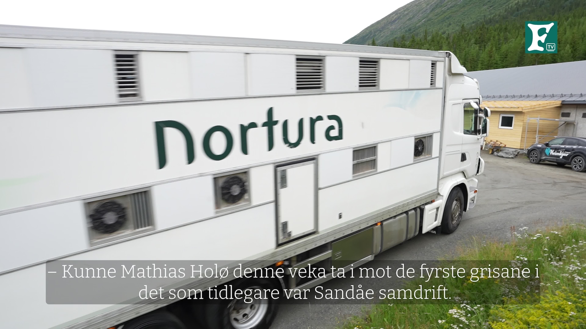 Nå er grisen på plass!
