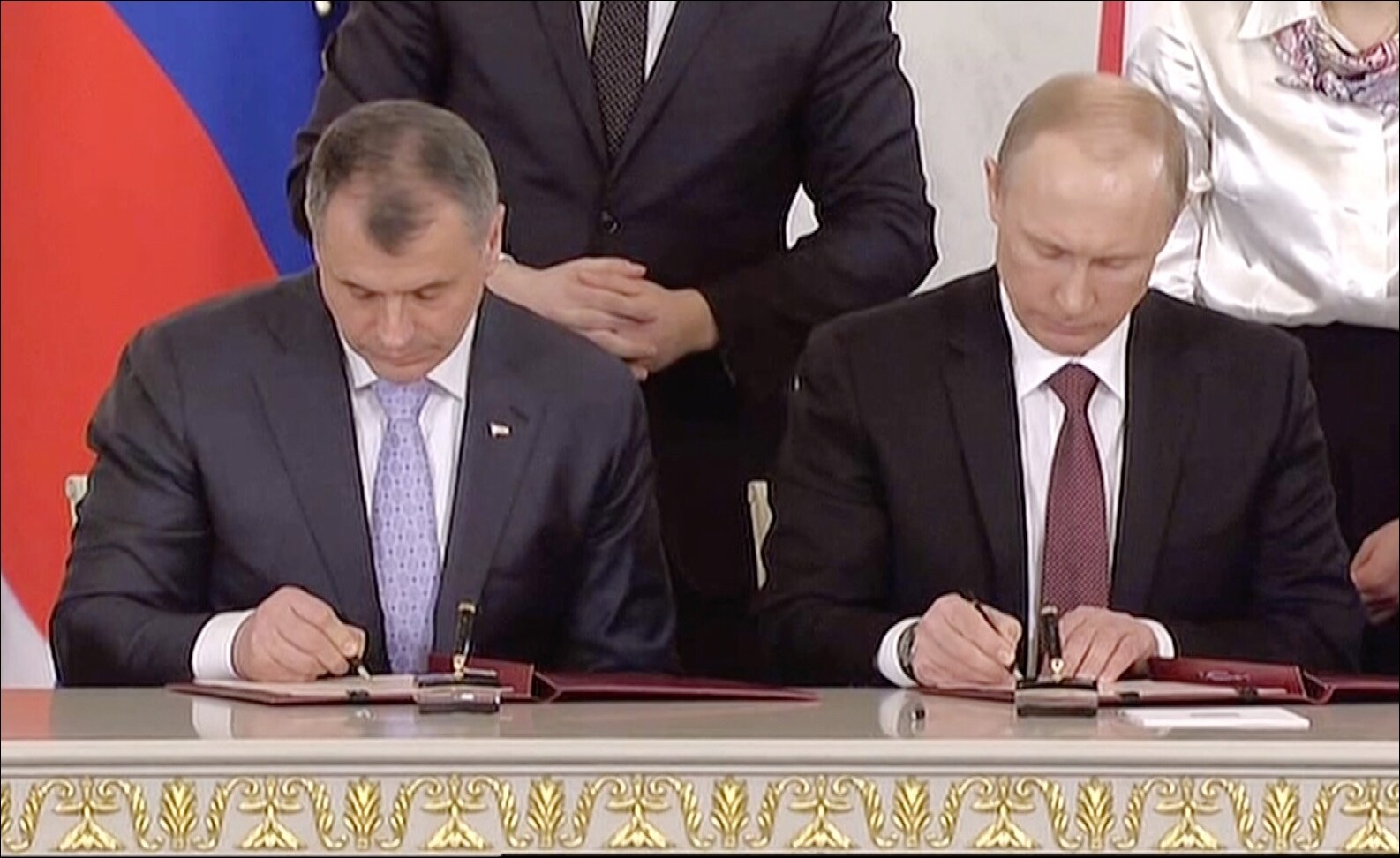 Принятие крыма в рф. Подписание Путина воссоединение Крыма с Россией.